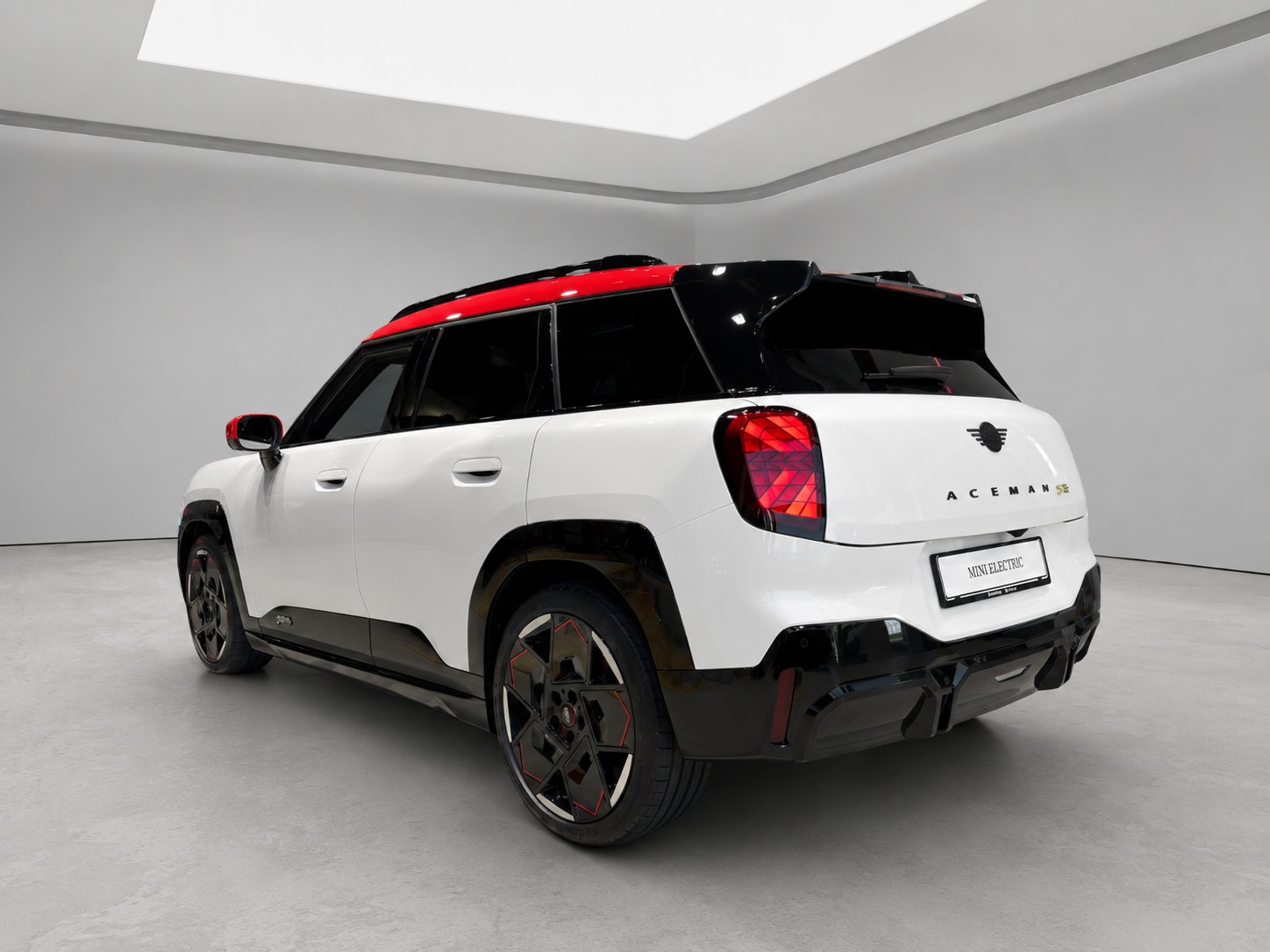 MINI Aceman e John Cooper Works-image-2