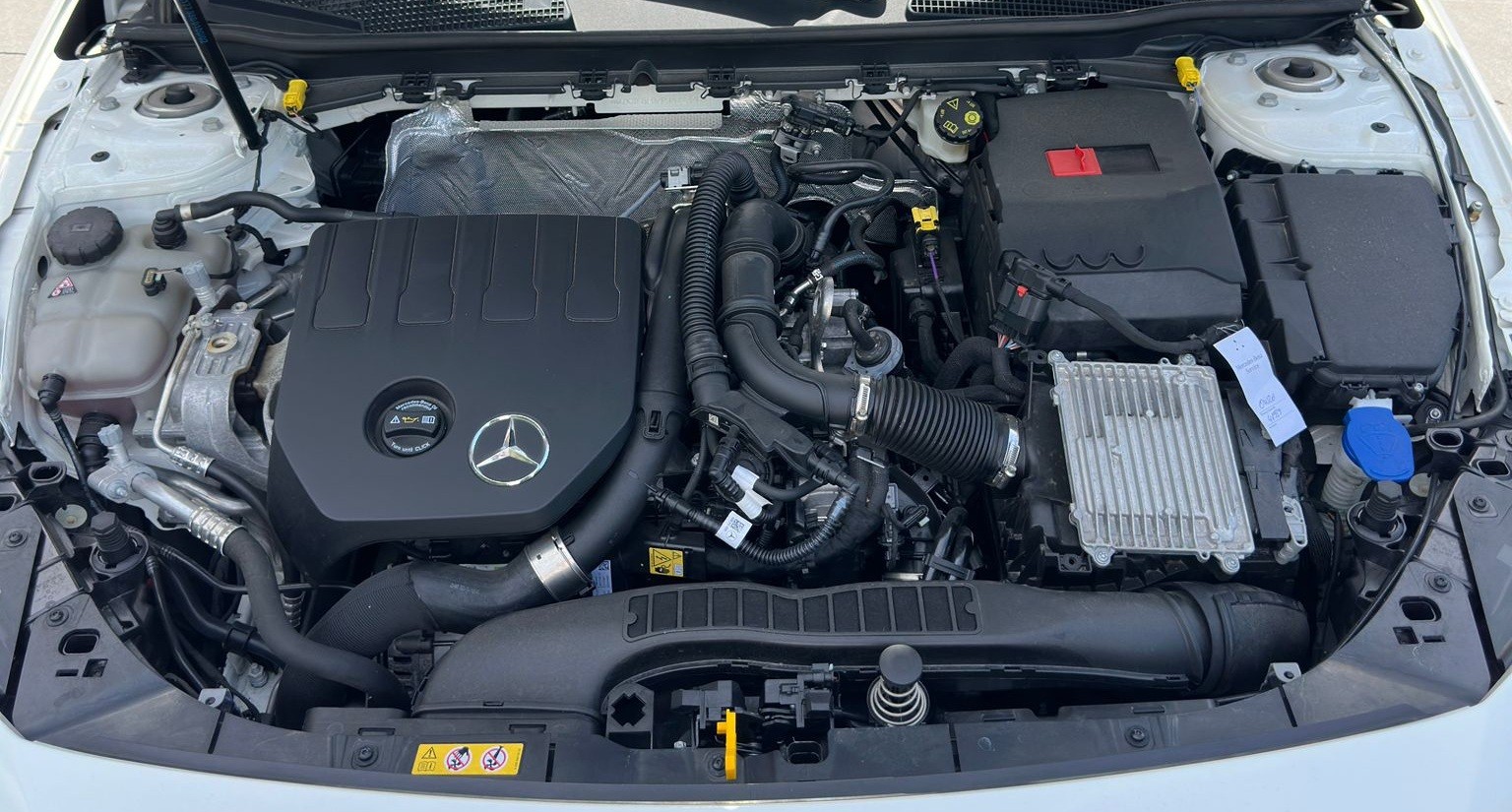 MERCEDES-BENZ A 180 AMG Line 7G-DCT ¦ Mild-Hybrid Benzin/Elektro ¦ Ambientebeleuchtung-image-11