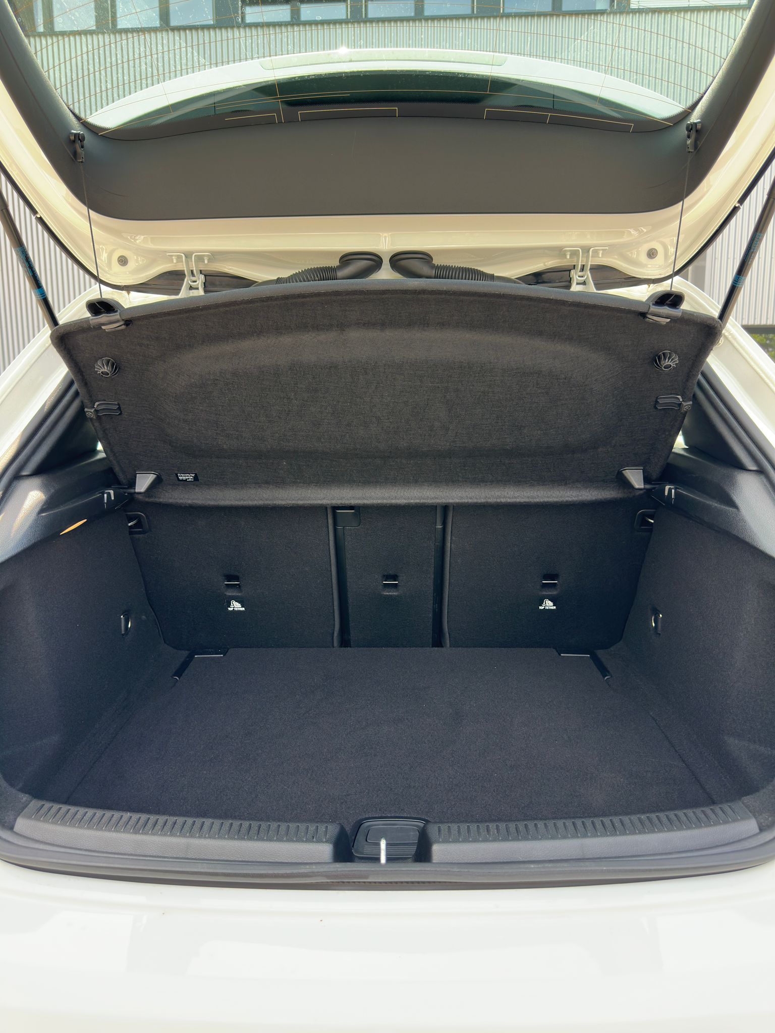 MERCEDES-BENZ A 180 AMG Line 7G-DCT ¦ Mild-Hybrid Benzin/Elektro ¦ Ambientebeleuchtung-image-10