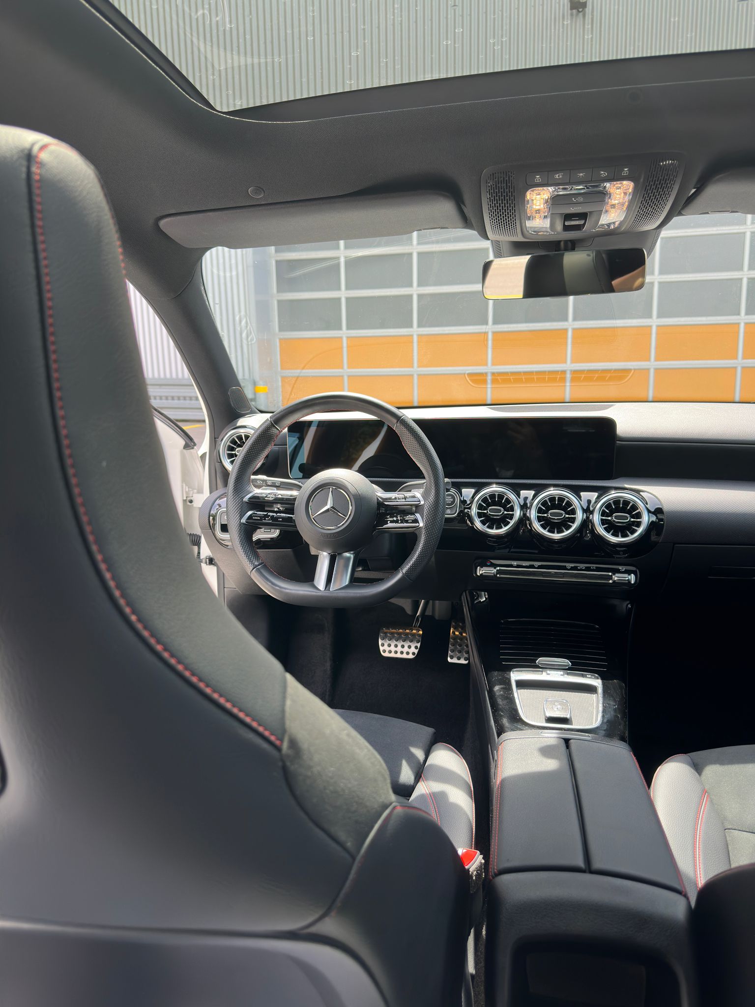 MERCEDES-BENZ A 180 AMG Line 7G-DCT ¦ Mild-Hybrid Benzin/Elektro ¦ Ambientebeleuchtung-image-5