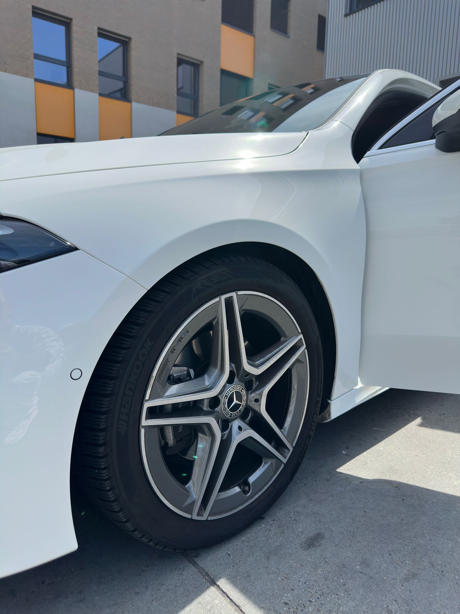 MERCEDES-BENZ A 180 AMG Line 7G-DCT ¦ Mild-Hybrid Benzin/Elektro ¦ Ambientebeleuchtung-image-4