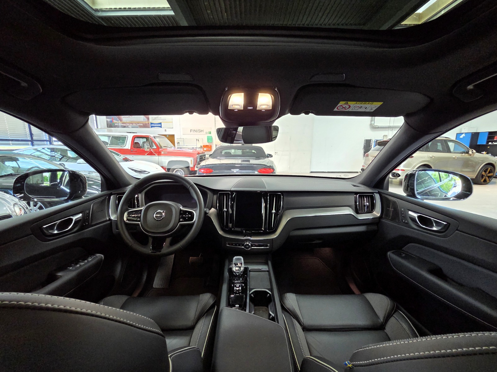 VOLVO XC60 B5 Benzin Mild Hybrid AWD Ultra Dark Geartronic-image-10