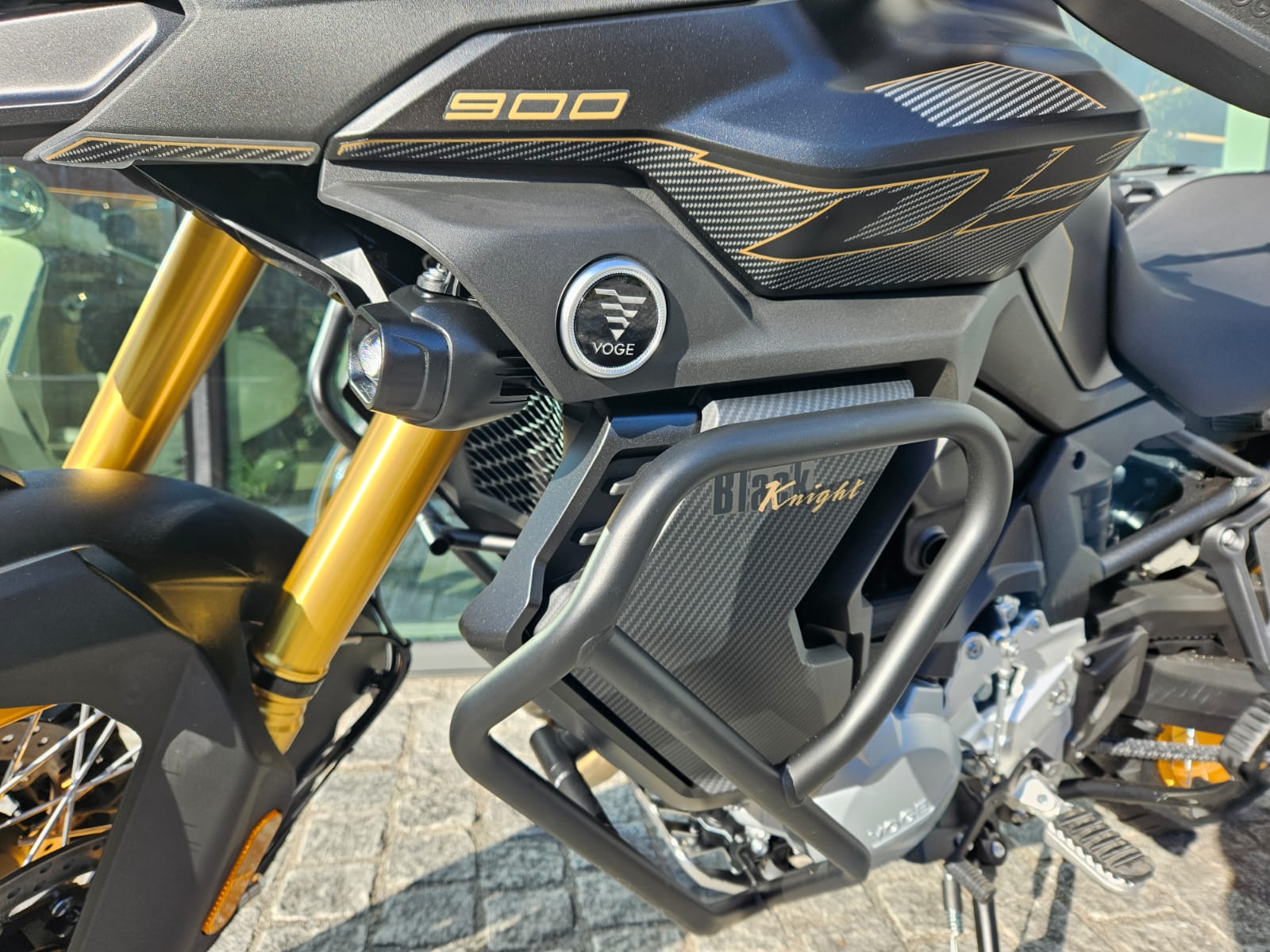 VOGE 900DSX BLACK KNIGHT-image-10