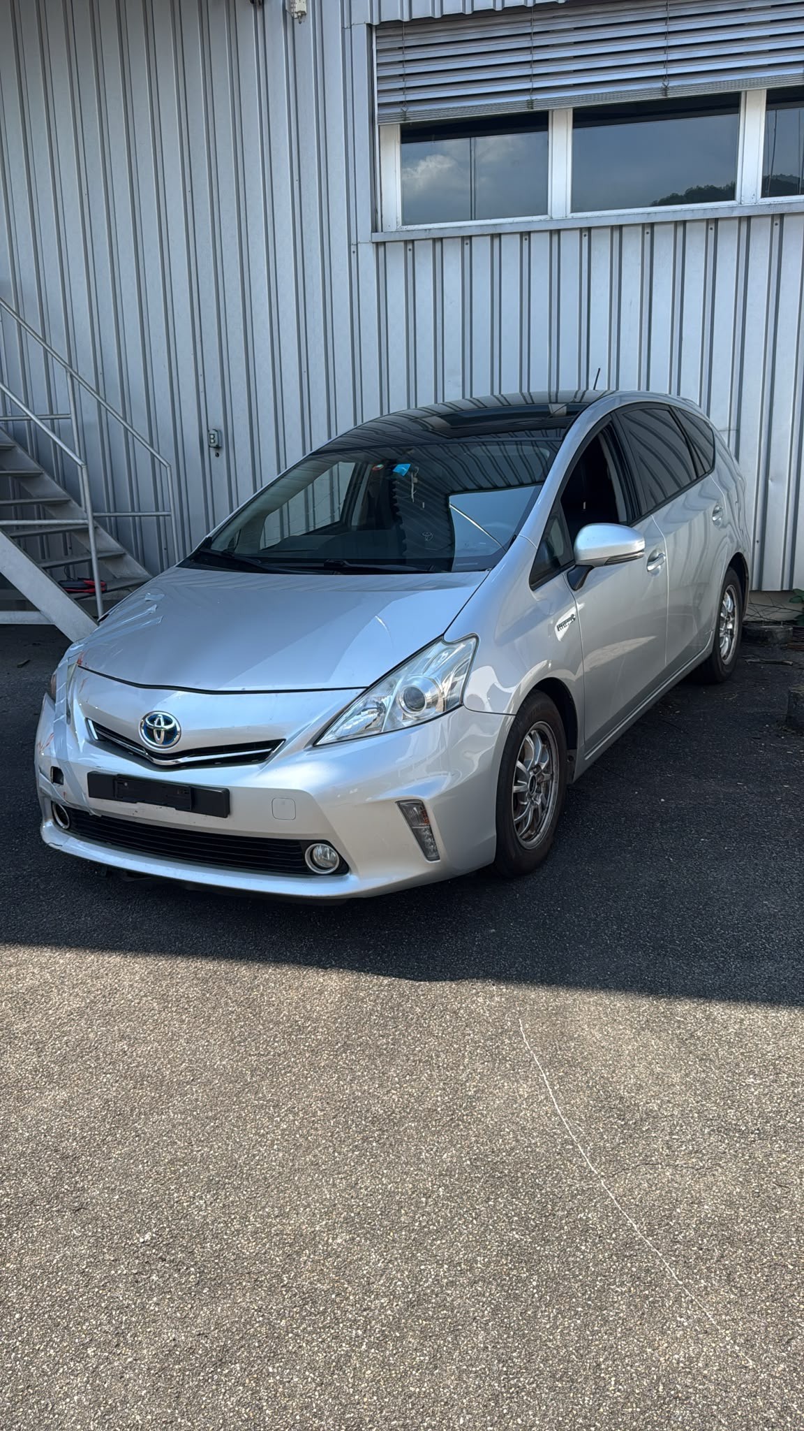 TOYOTA Prius+ 1.8 VVT-i HSD Sol-image-0