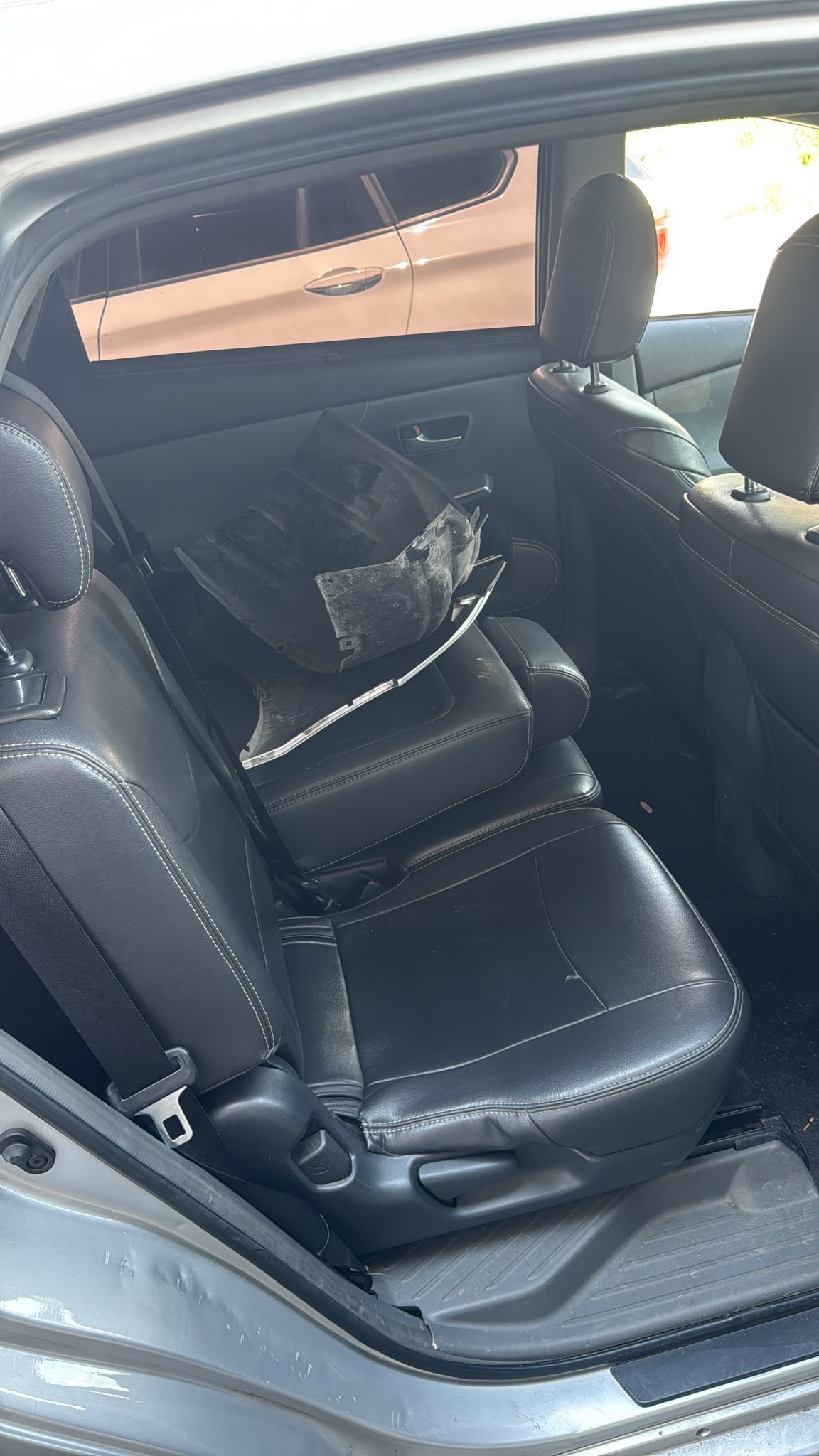 TOYOTA Prius+ 1.8 VVT-i HSD Sol-image-5