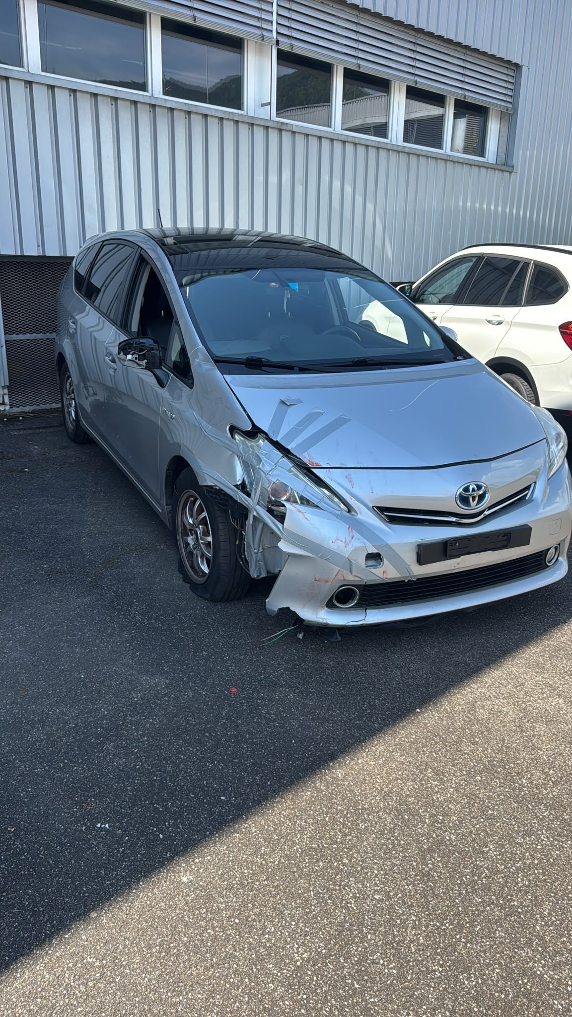 TOYOTA Prius+ 1.8 VVT-i HSD Sol-image-2