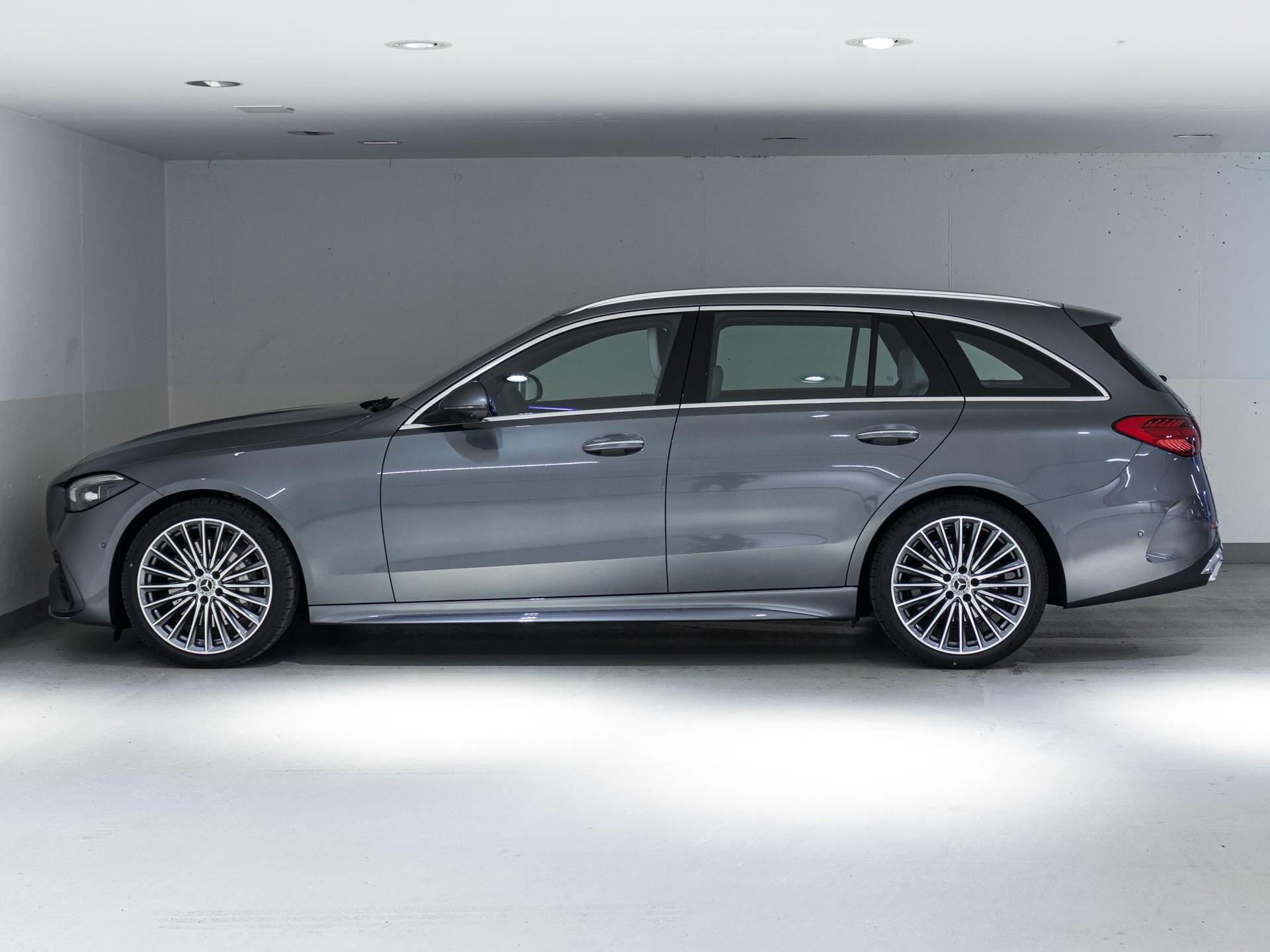 MERCEDES-BENZ C 200 4MATIC T-Modell-image-4