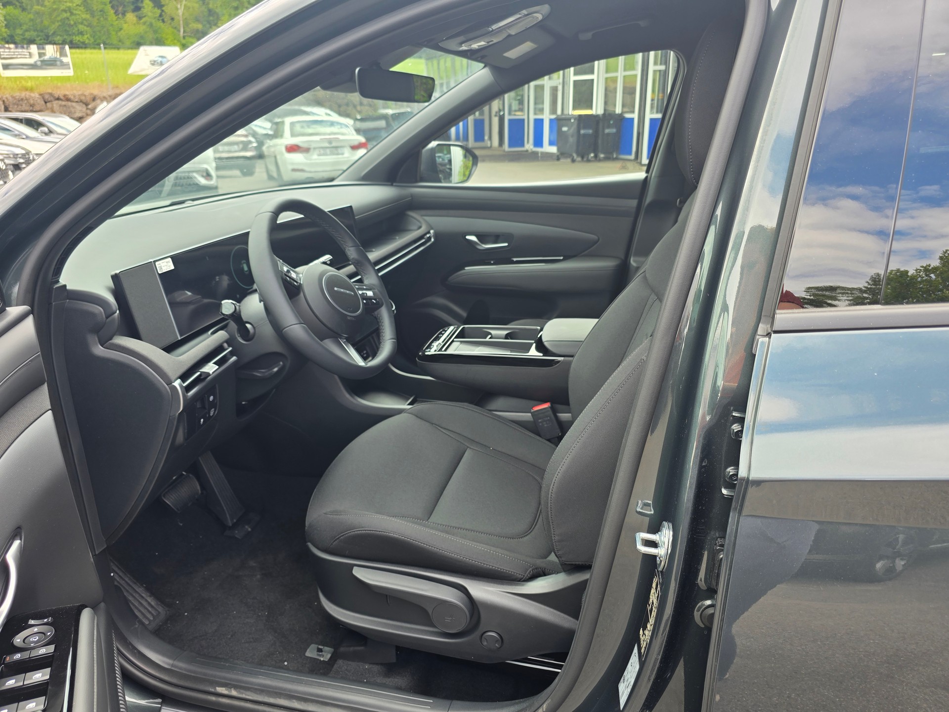 HYUNDAI Tucson 1.6 TGDi HEV 4WD Origo Black Line-image-9