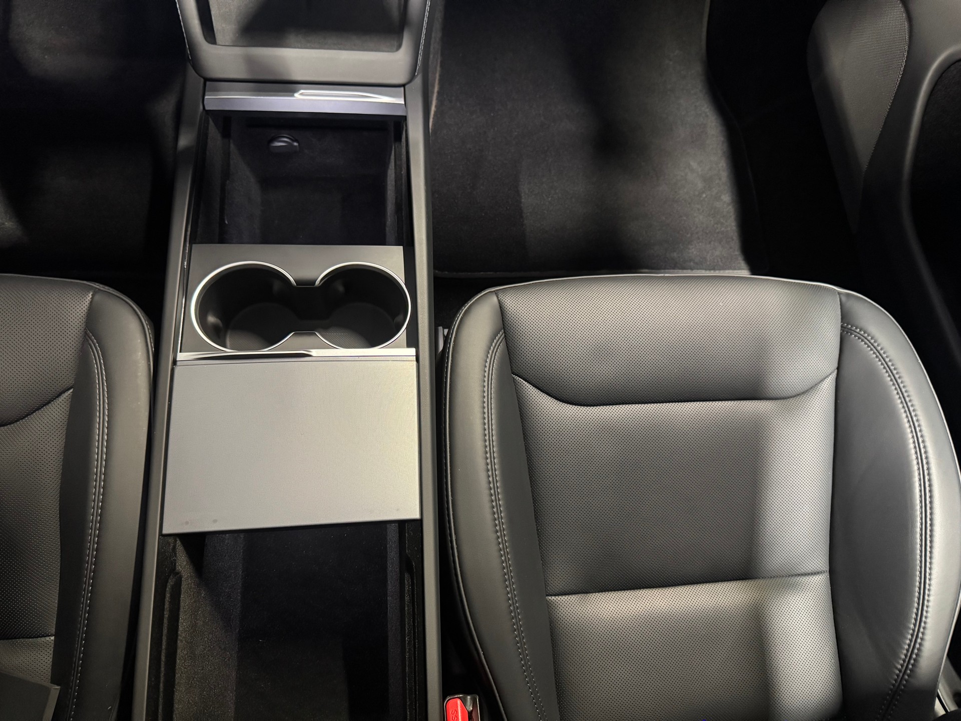 TESLA Model 3 RWD-image-14