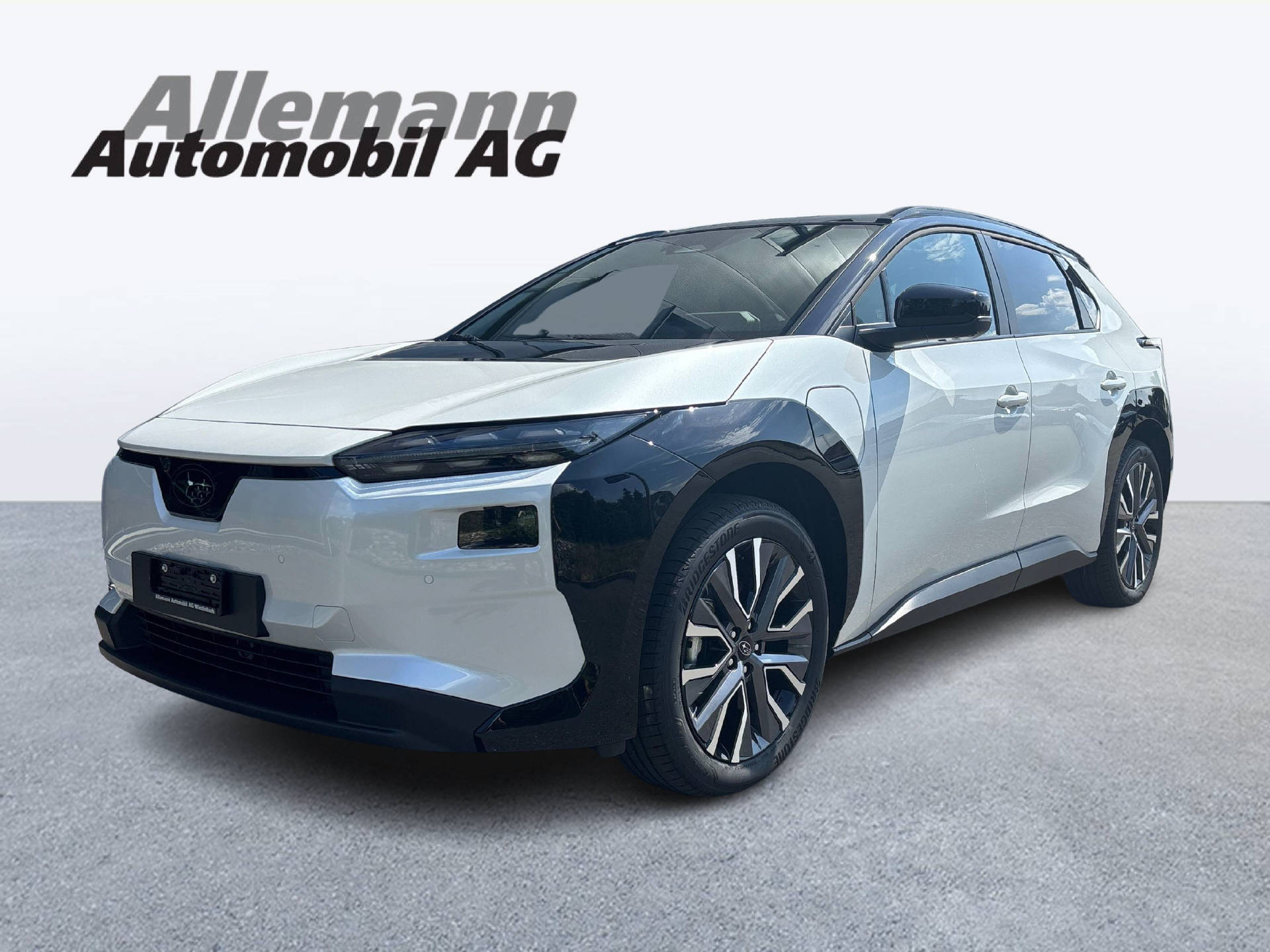 SUBARU Solterra eV Luxury AWD-image-0