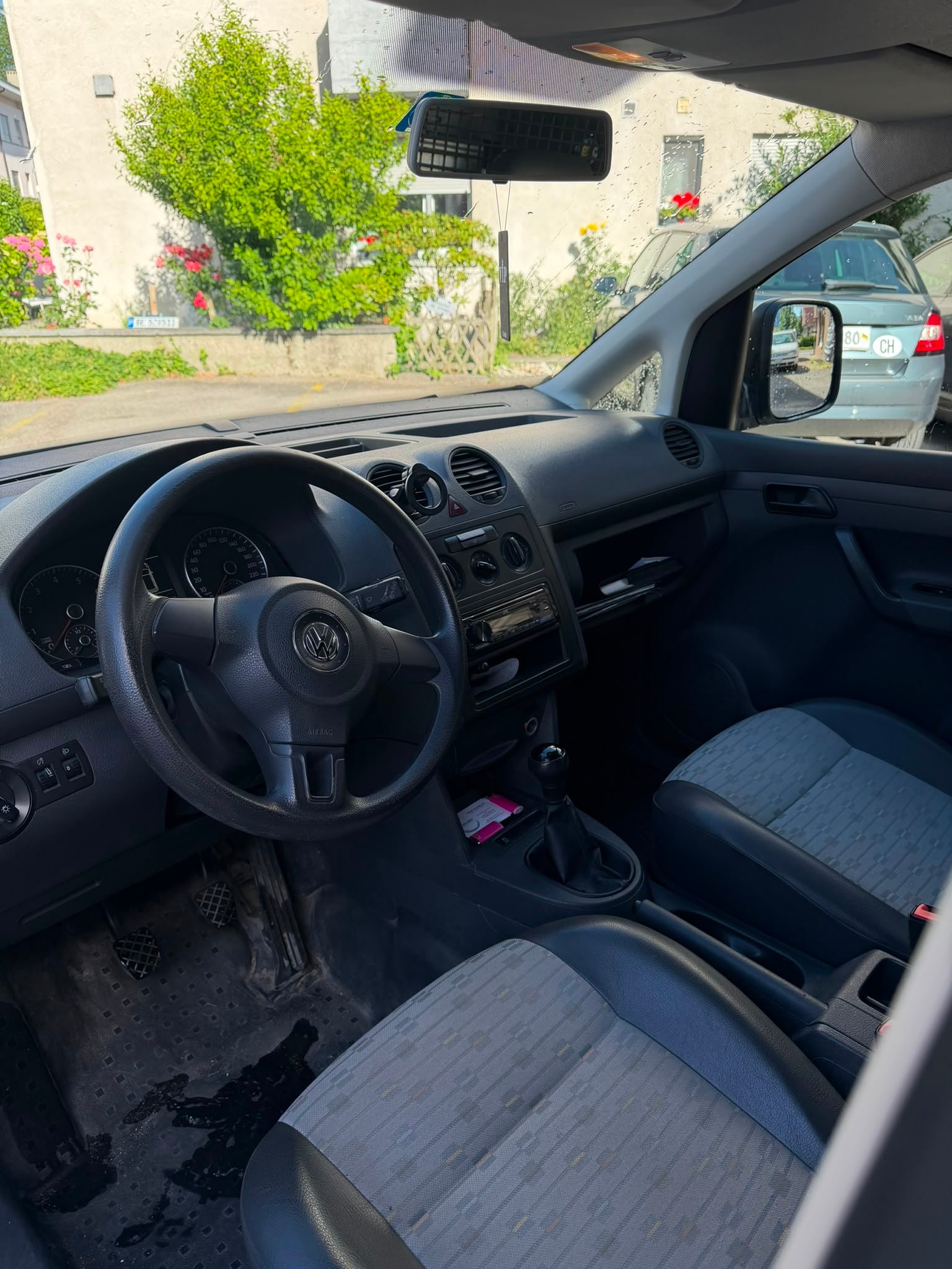 VW Caddy 2.0 EcoFuel-image-5