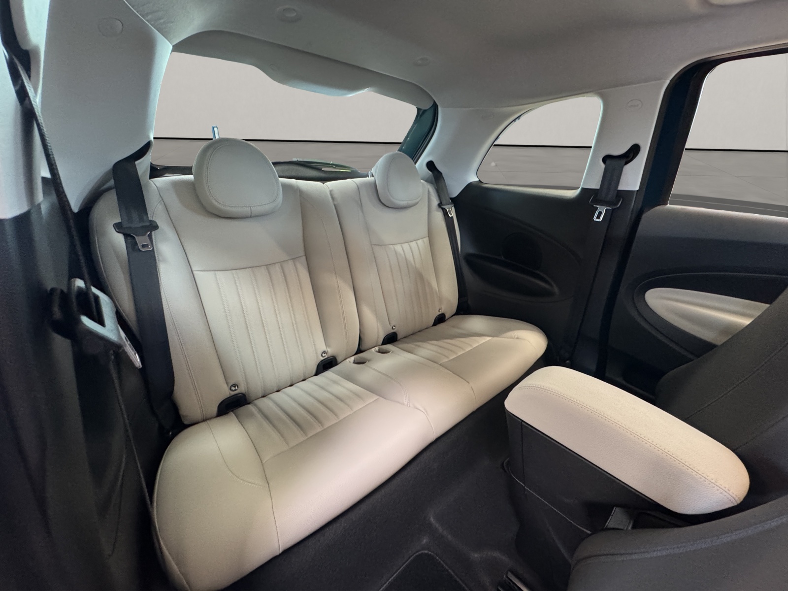 FIAT 500 La Prima-image-11