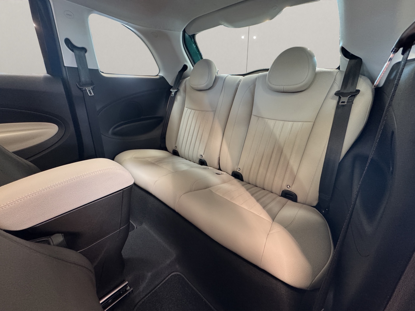 FIAT 500 La Prima-image-15