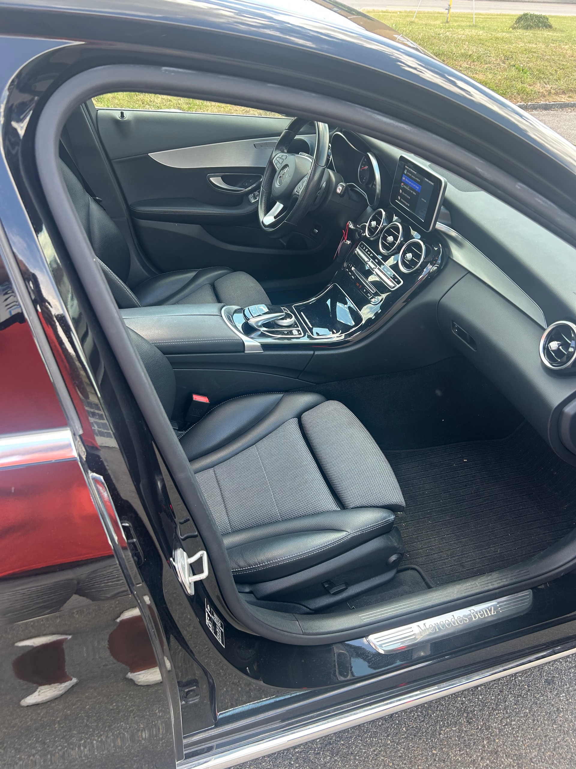 MERCEDES-BENZ C 180 Avantgarde 7G-Tronic-image-1