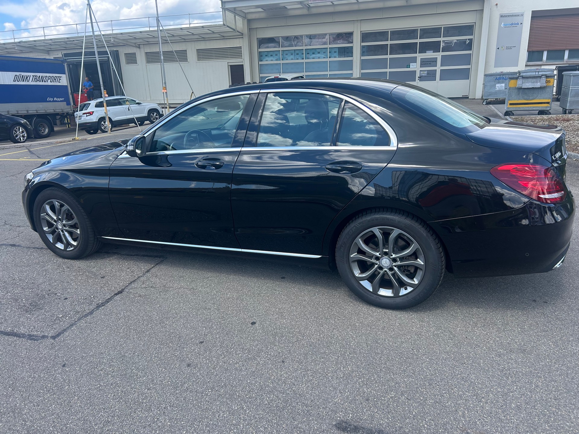 MERCEDES-BENZ C 180 Avantgarde 7G-Tronic-image-10