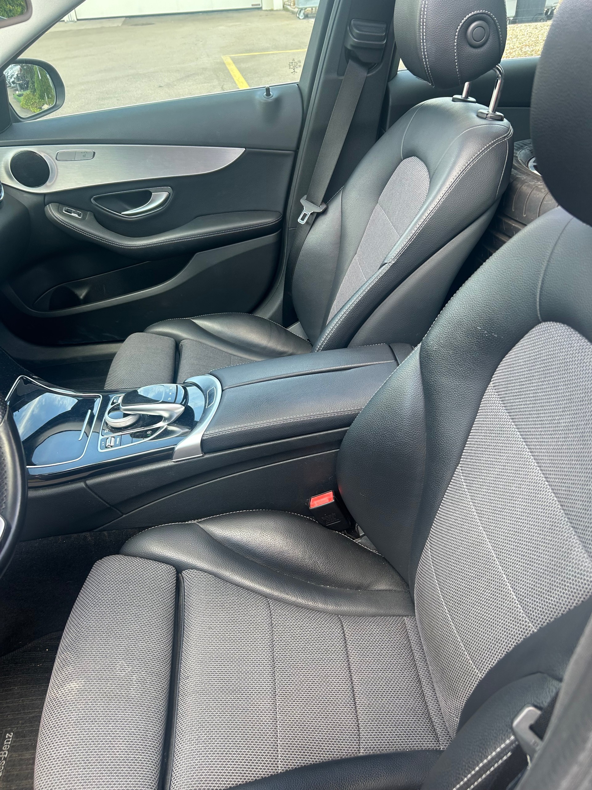 MERCEDES-BENZ C 180 Avantgarde 7G-Tronic-image-7