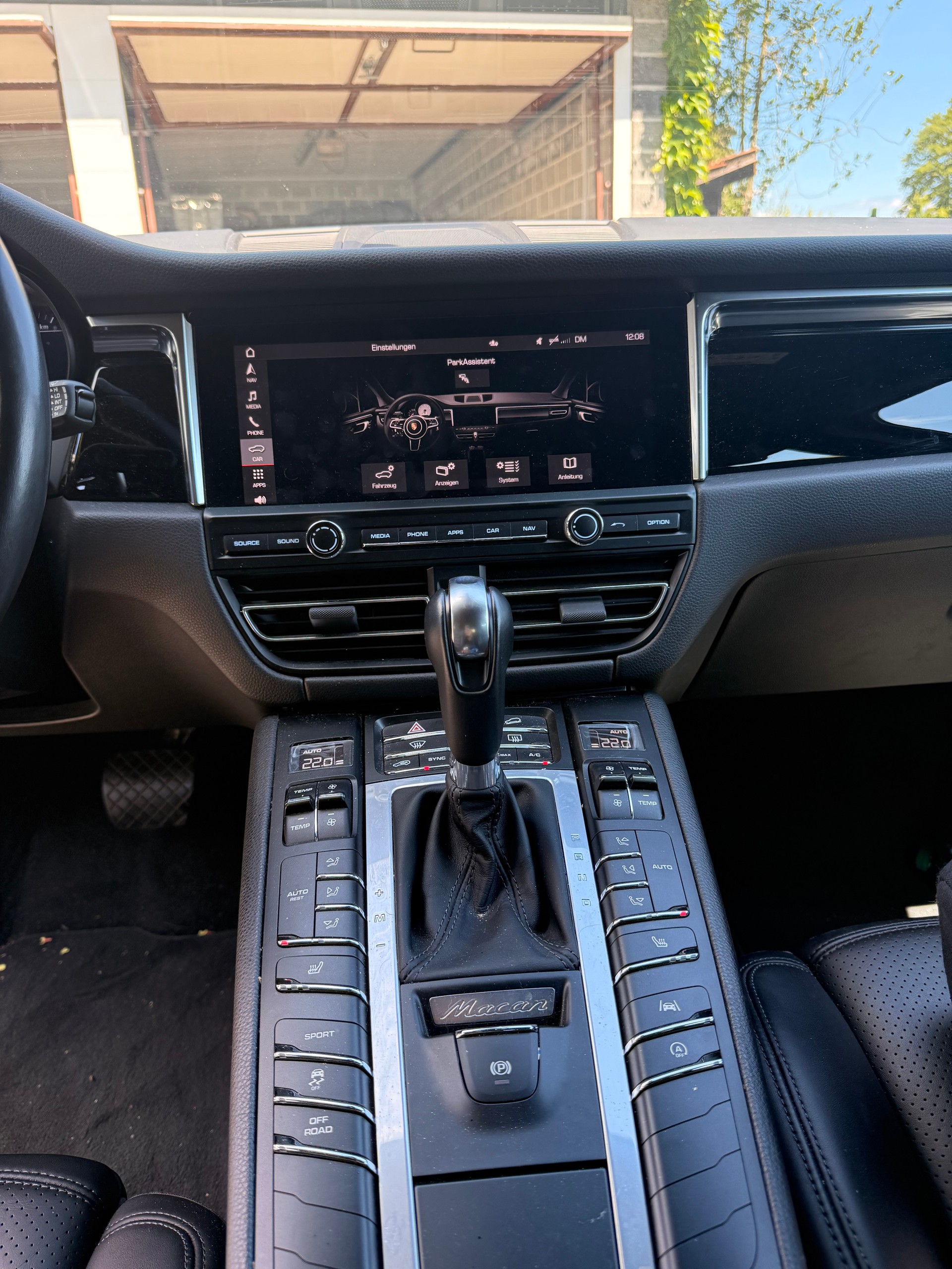 PORSCHE Macan 3.0 V6 S-image-1