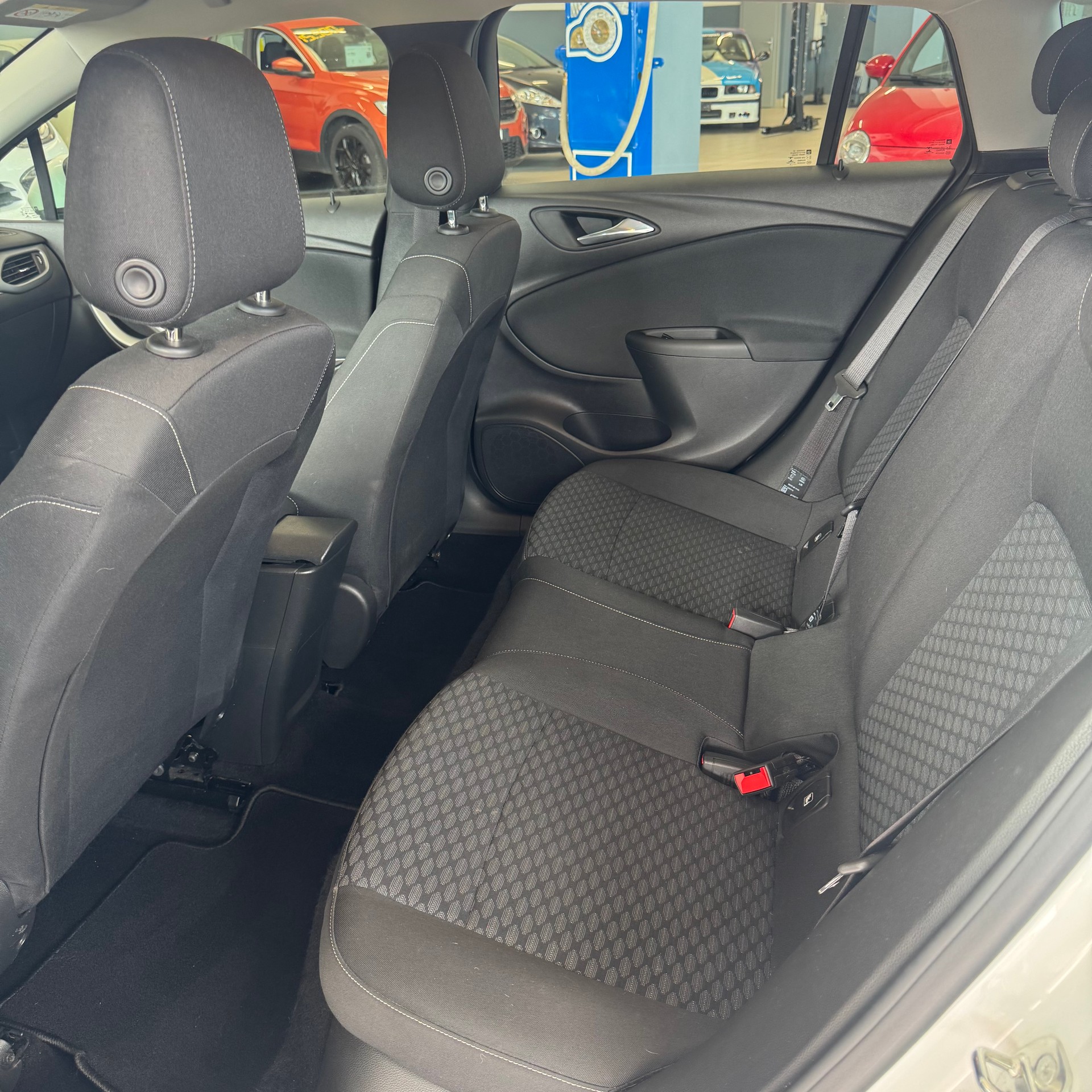 OPEL Astra Sports Tourer 1.6 CDTi ecoF Excellence Autom-image-11