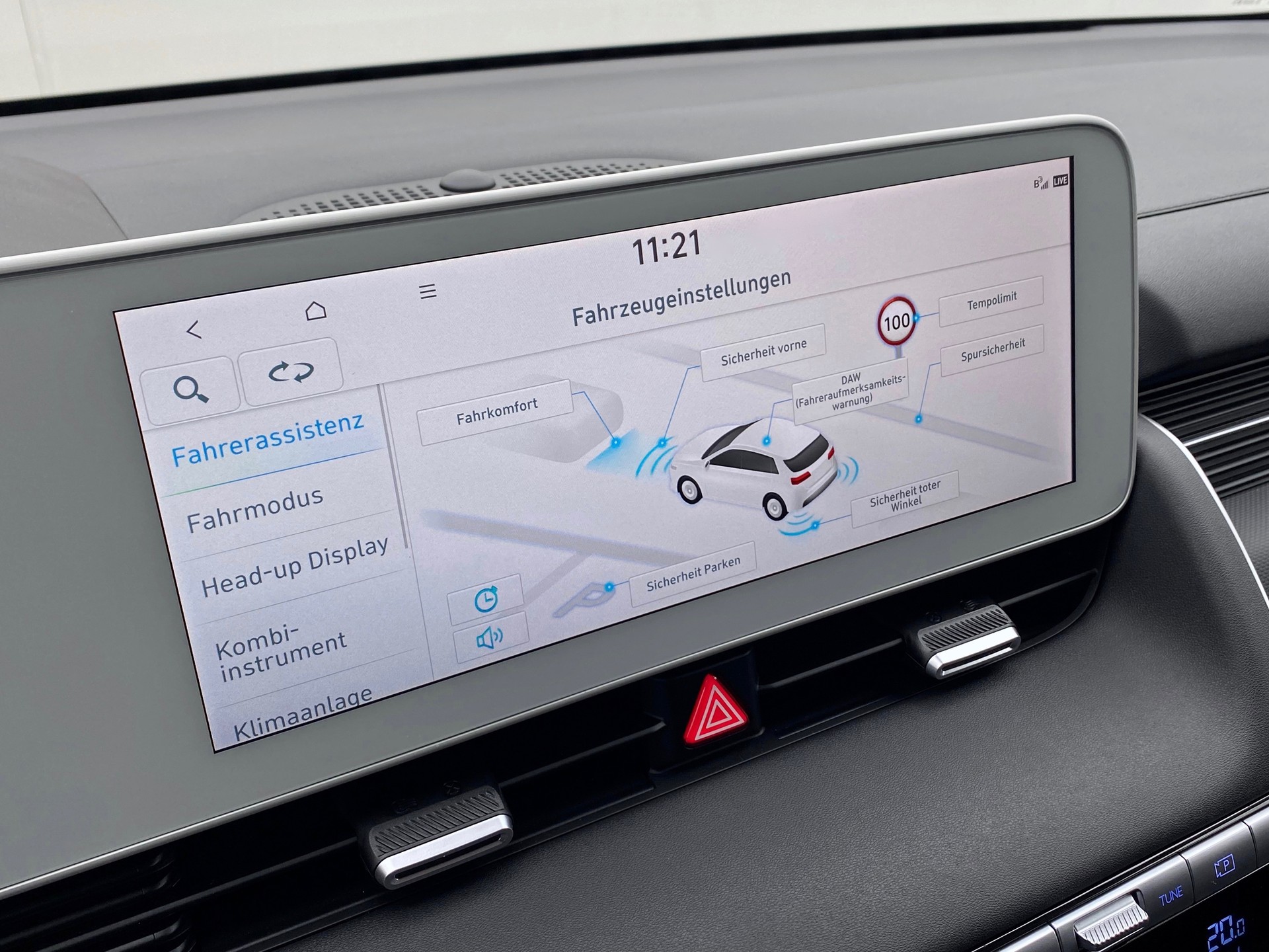 HYUNDAI Ioniq 5 77kWh*Swiss*Vertex*4WD*-image-17
