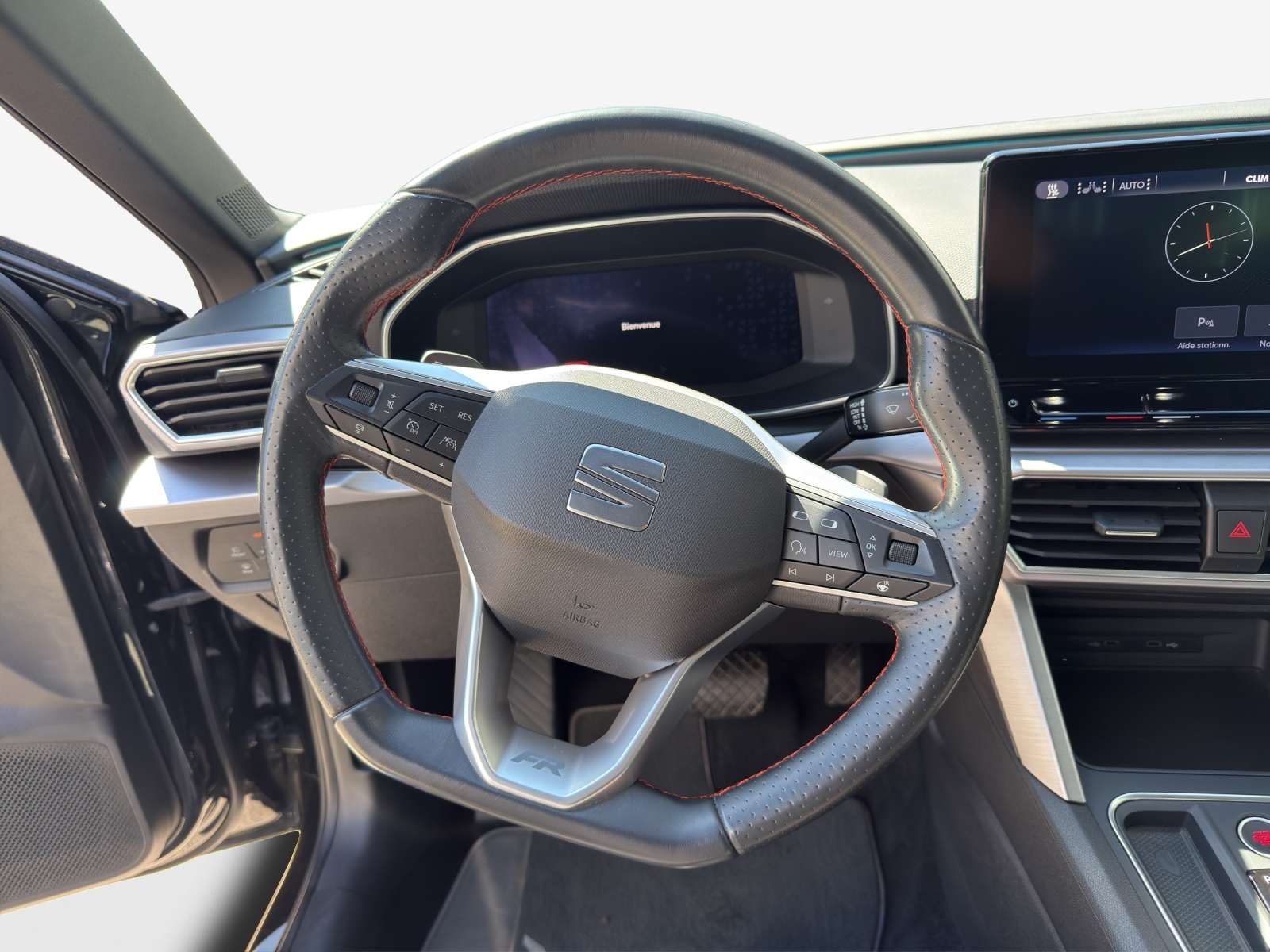 SEAT Leon 1.4 eHybrid pHEV DSG Hola FR-image-9