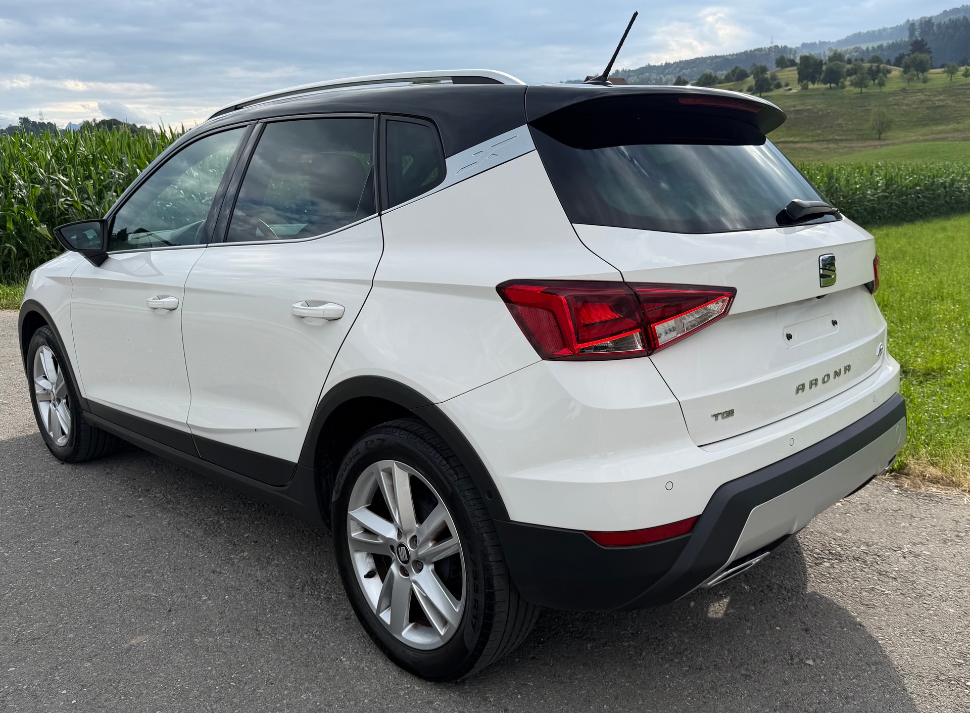 SEAT Arona 1.0 TGI CNG FR-image-3