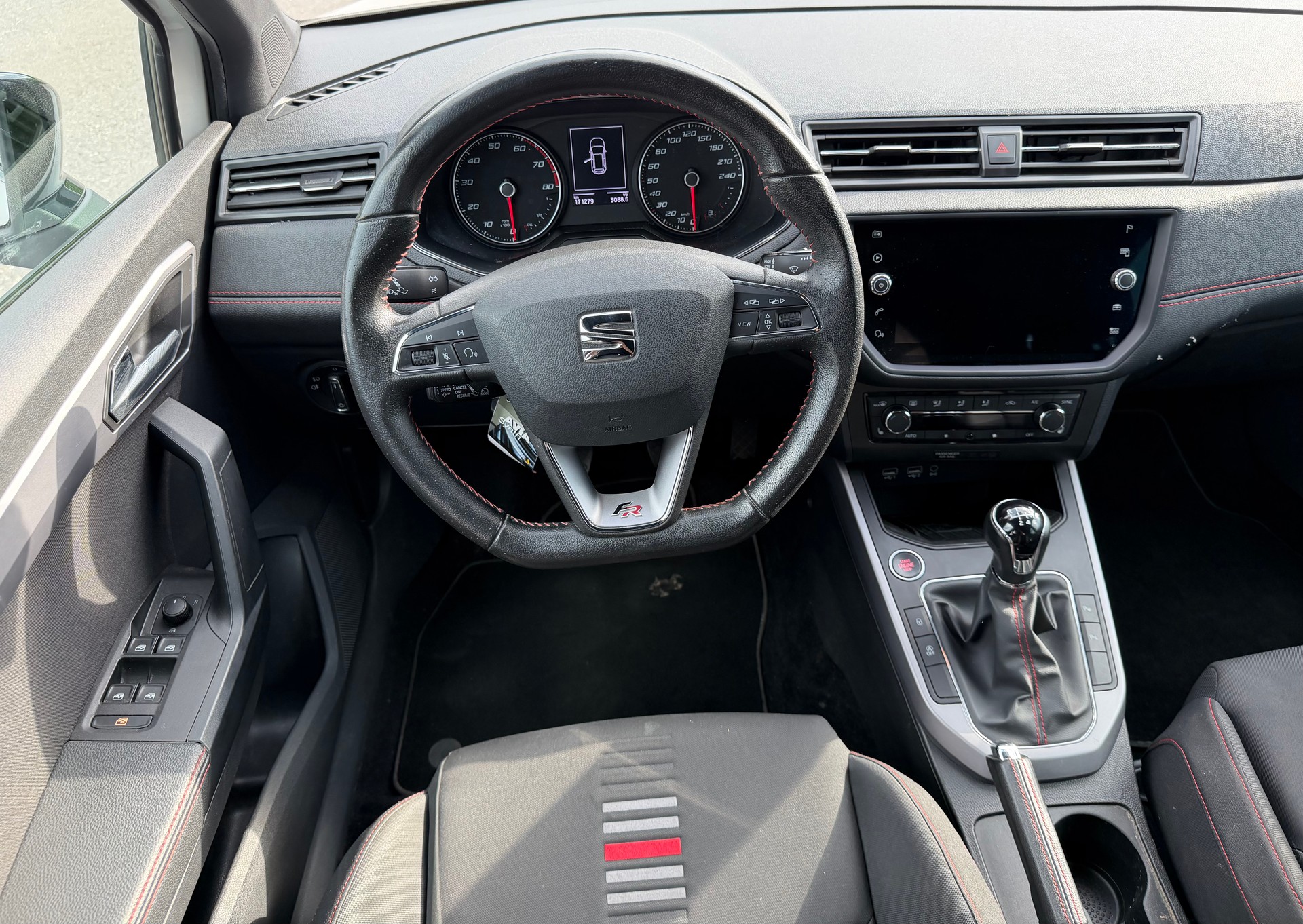 SEAT Arona 1.0 TGI CNG FR-image-13