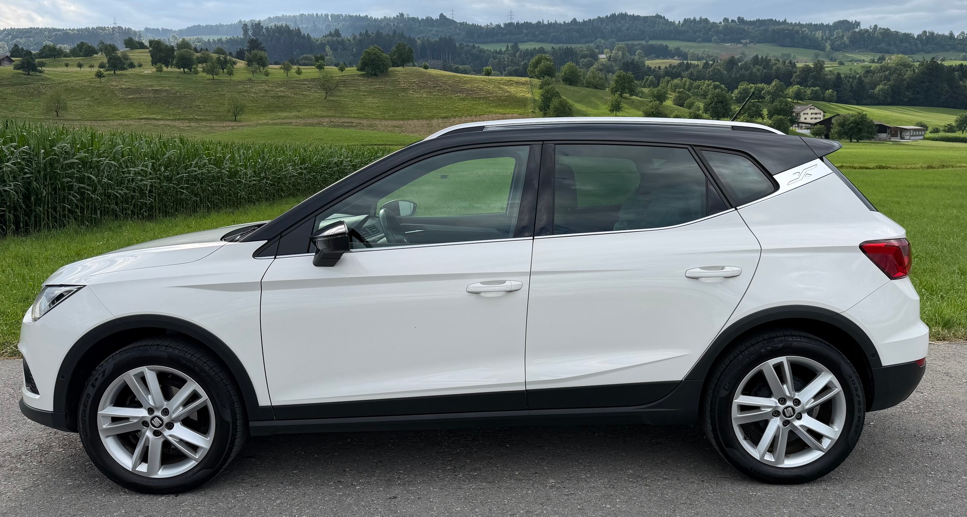 SEAT Arona 1.0 TGI CNG FR-image-2