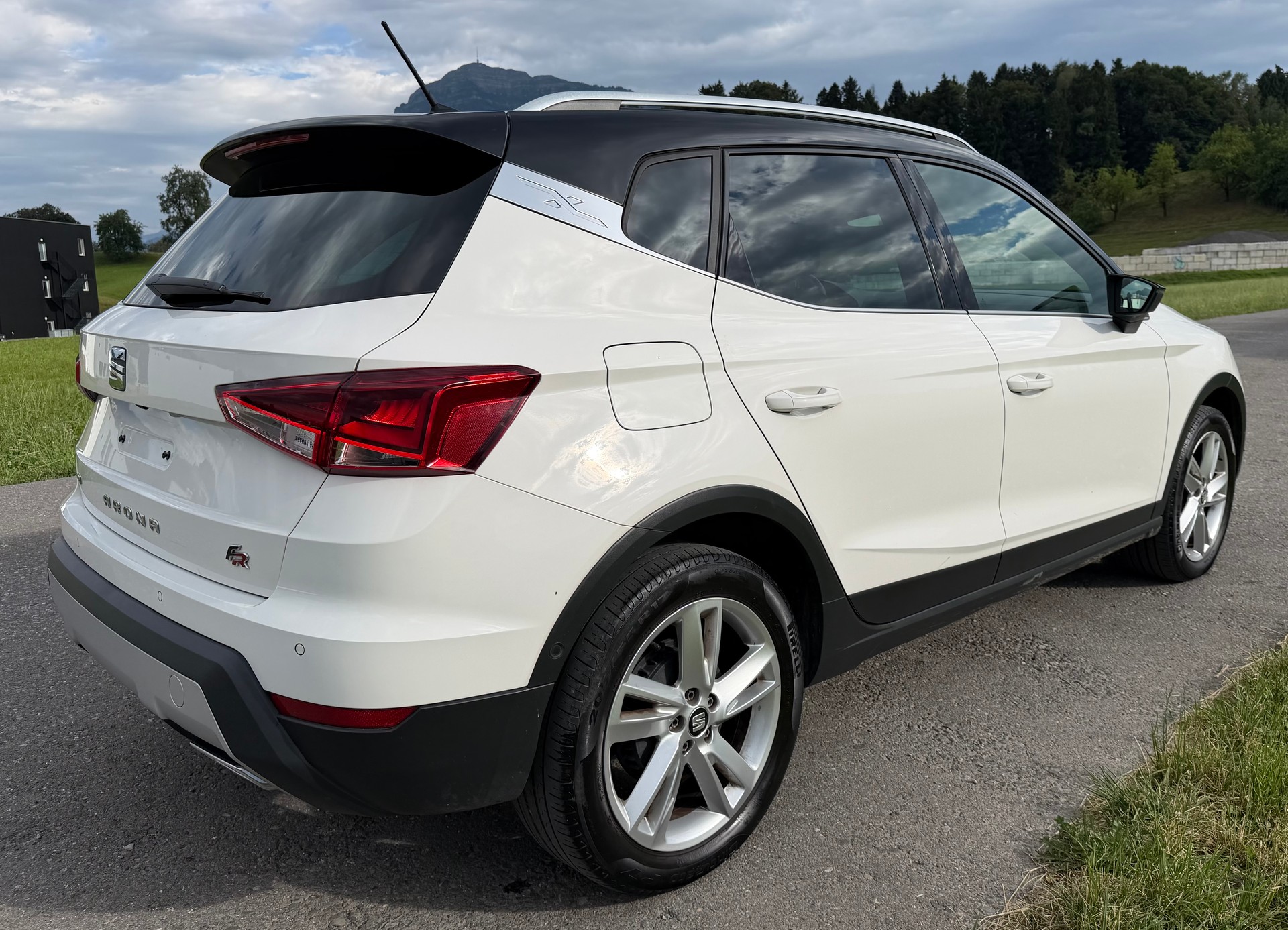 SEAT Arona 1.0 TGI CNG FR-image-5