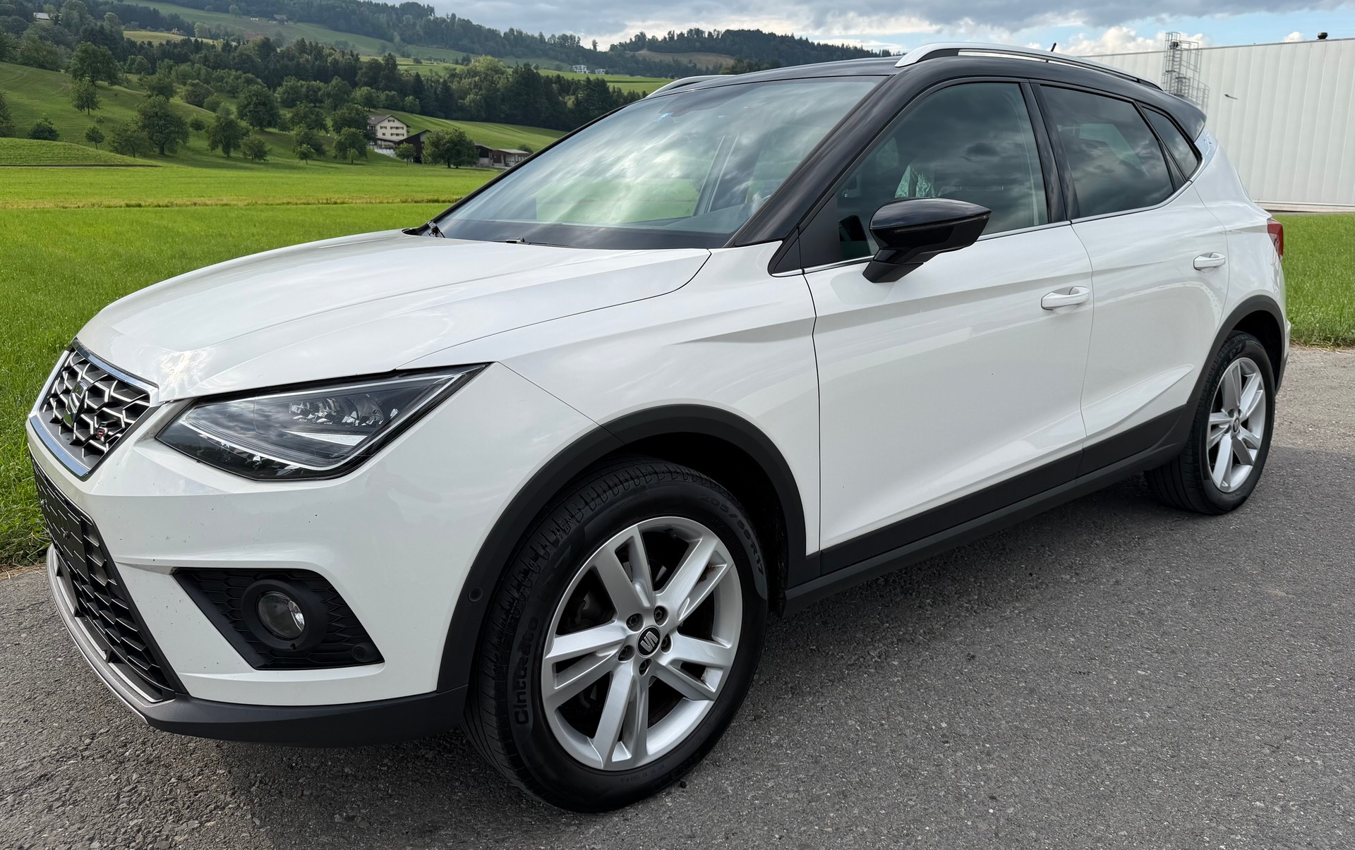 SEAT Arona 1.0 TGI CNG FR-image-1