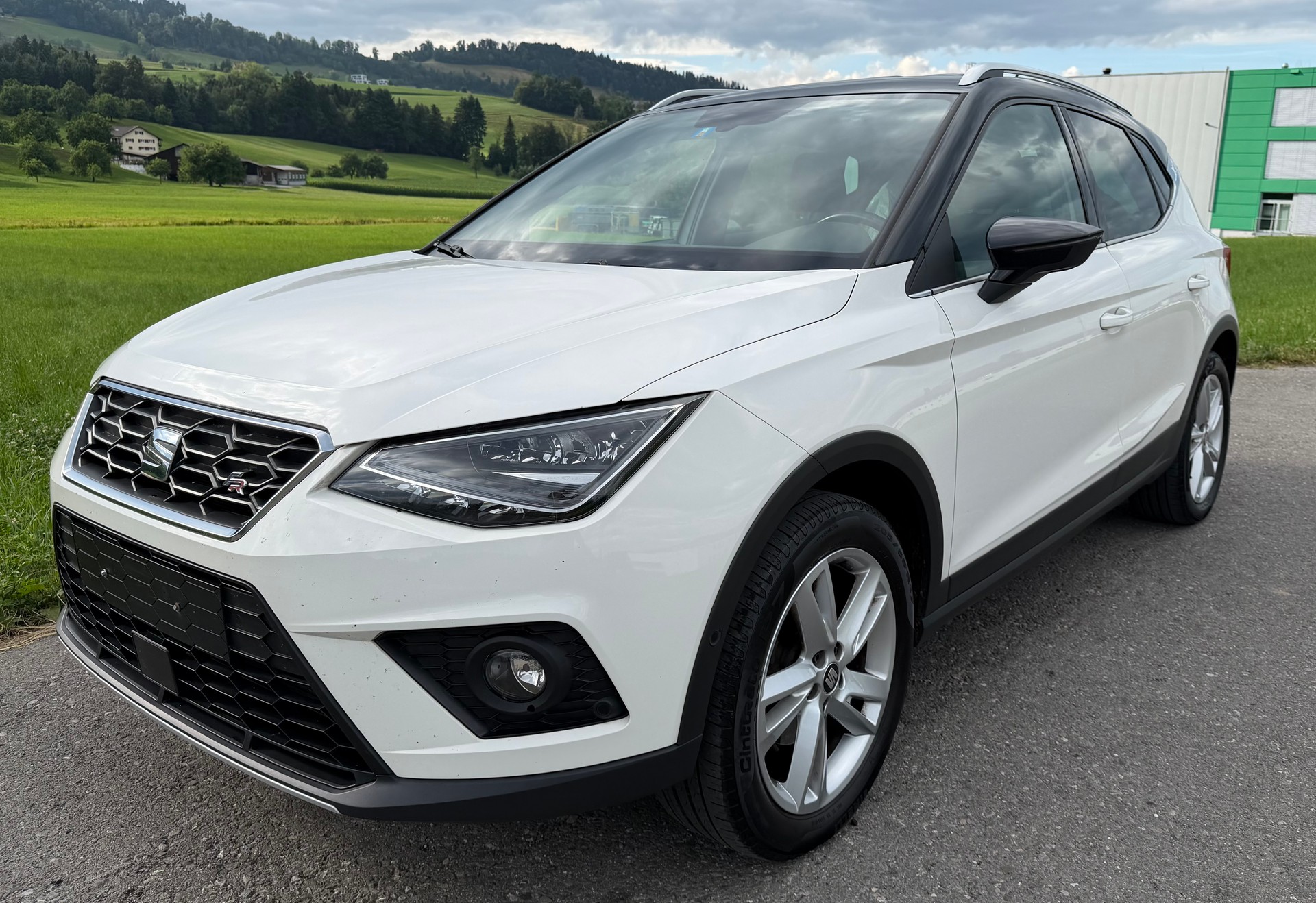 SEAT Arona 1.0 TGI CNG FR-image-0