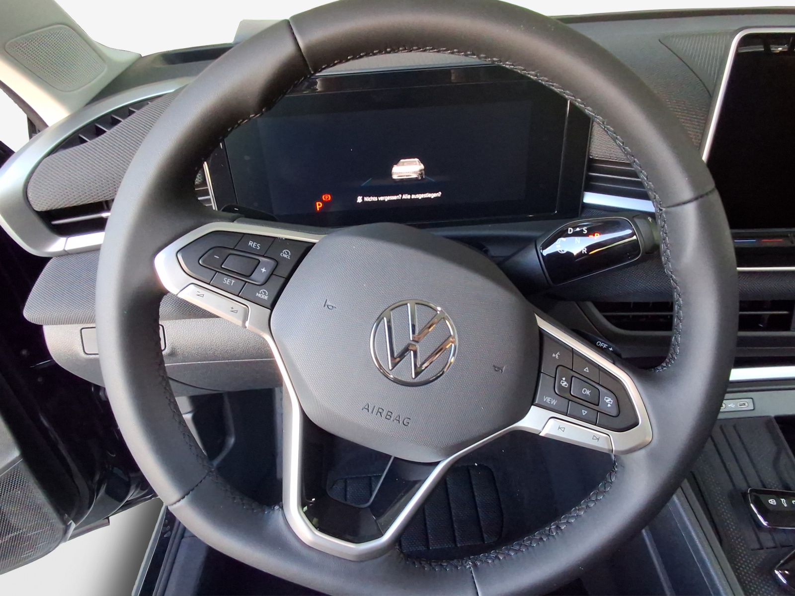 VW T-Roc 1.5 eTSI mHEV Trend DSG-image-9
