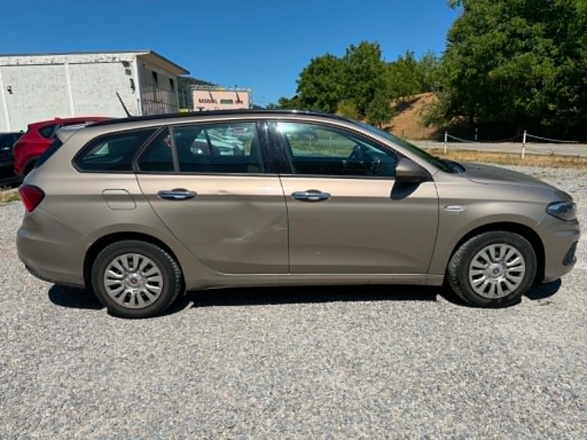 FIAT Tipo 1.4T Pop-image-4