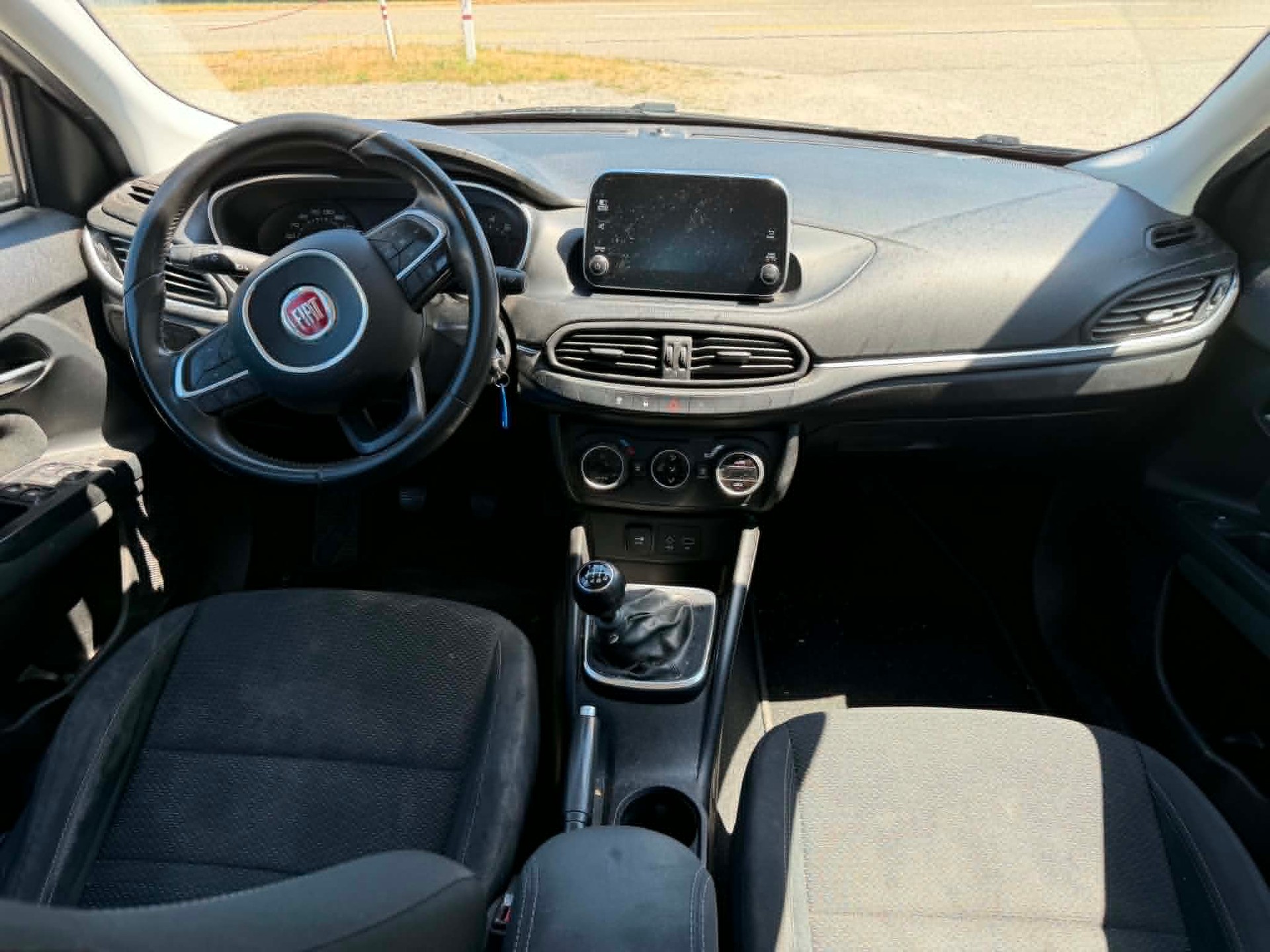 FIAT Tipo 1.4T Pop-image-2