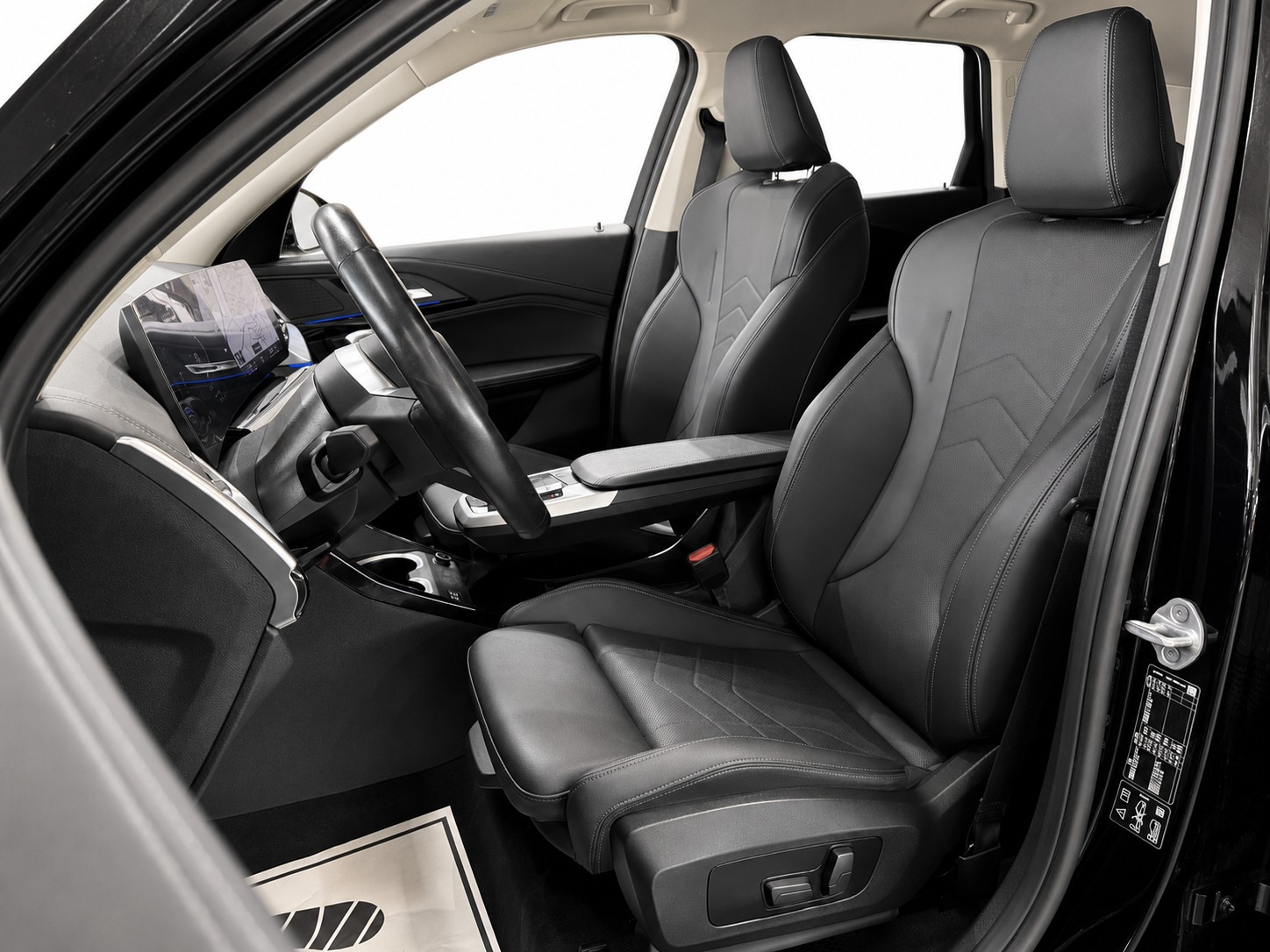 BMW X1 xDrive 23i 48V xLine * Anhängerkupplung *-image-10
