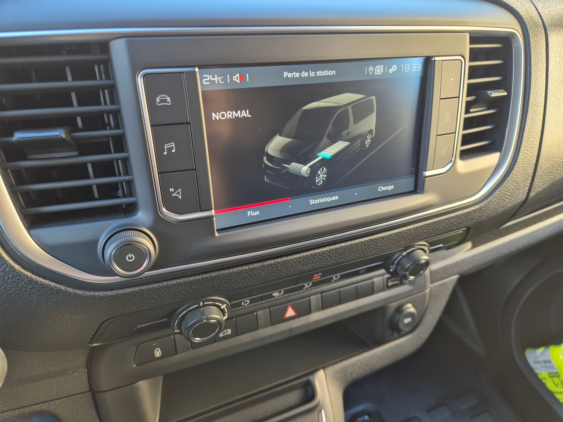 FIAT E-Scudo 50kWh L2 Base Swiss Edition PLUS-image-15