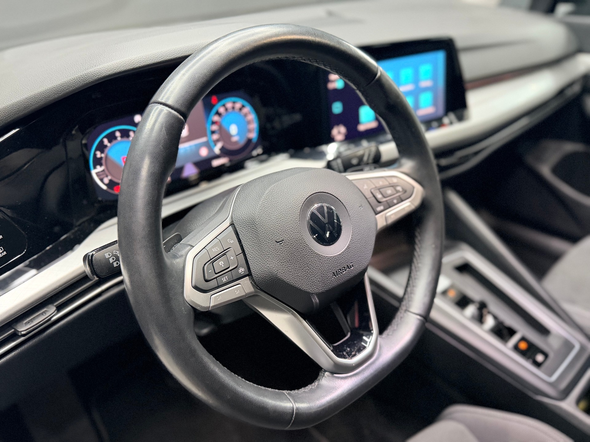 VW Golf Variant 1.5 TSI Life DSG-image-5