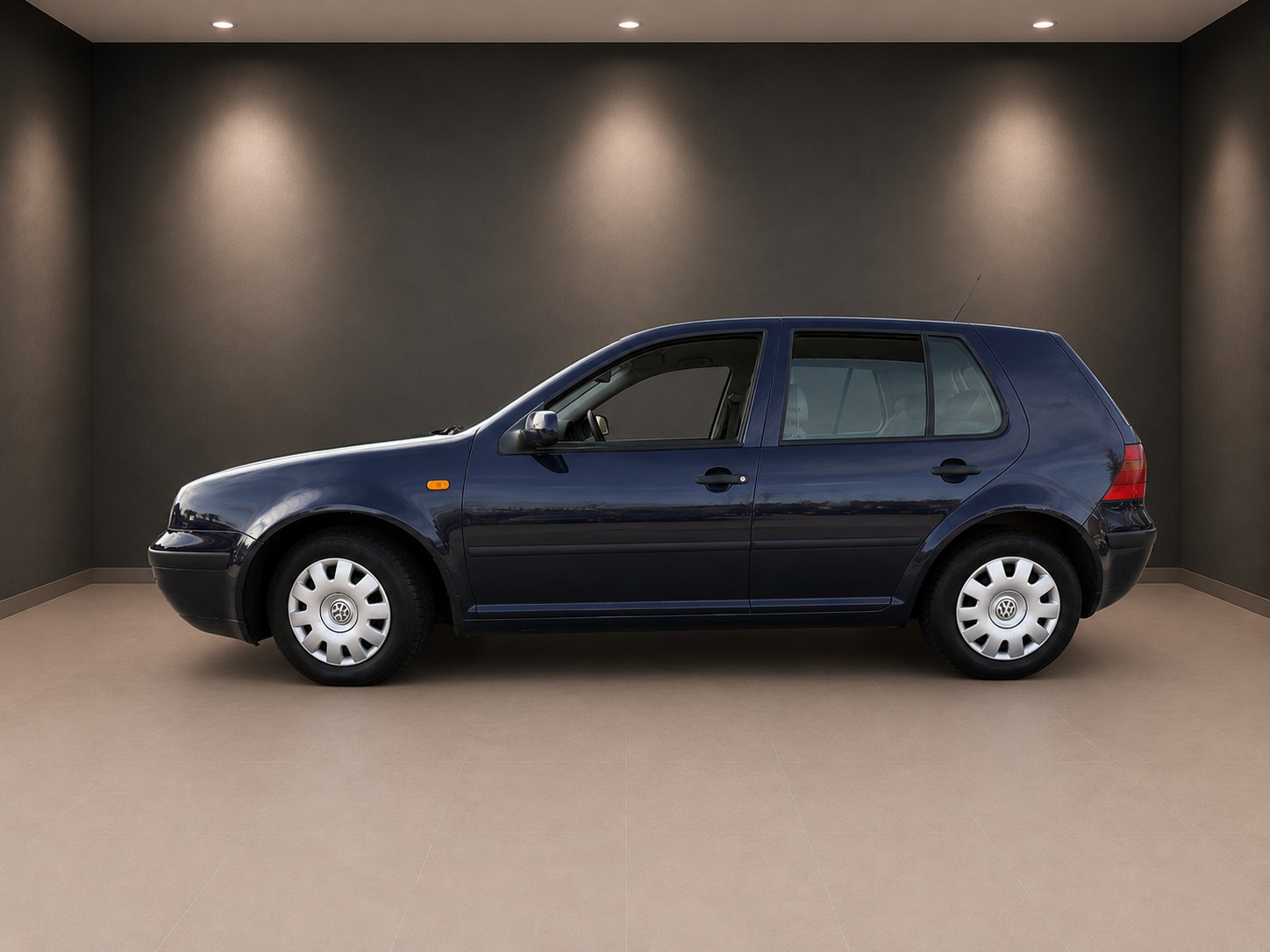 VW Golf 4 1.6 Automat-showroom-element-1