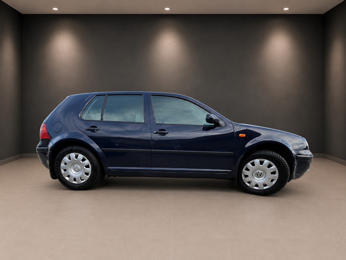 VW Golf 4 1.6 Automat-showroom-element-2