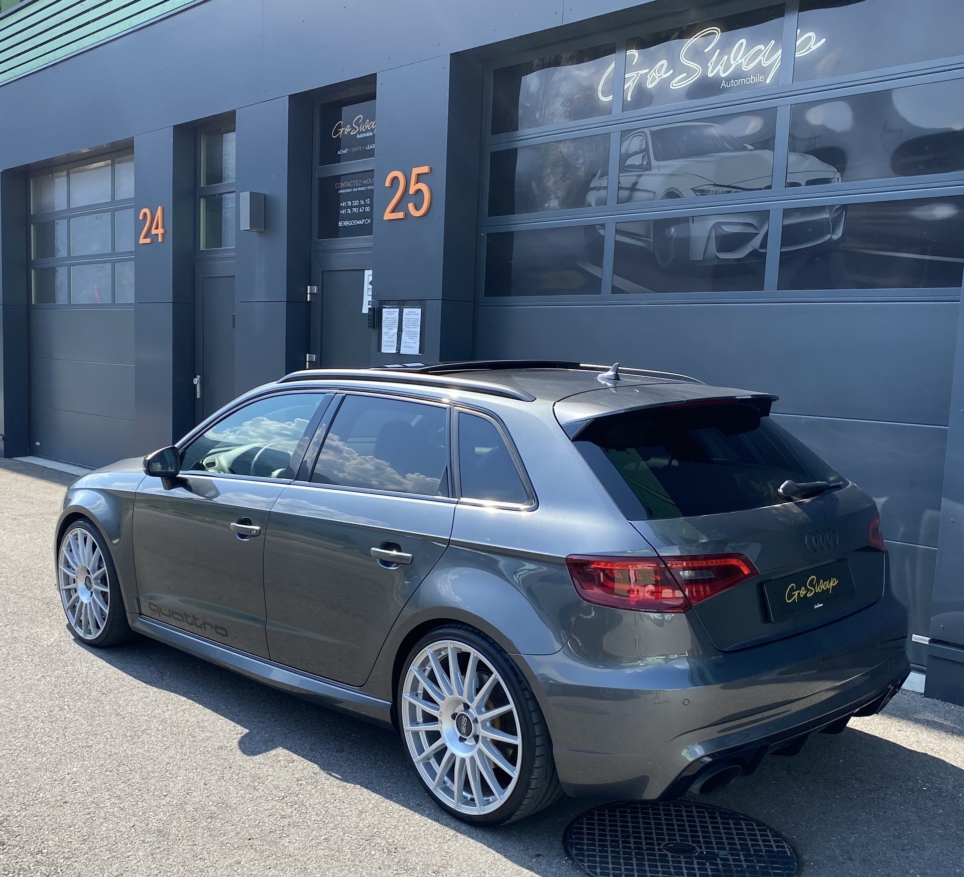 AUDI RS3 2.5 TSI quattro S-tronic-image-5