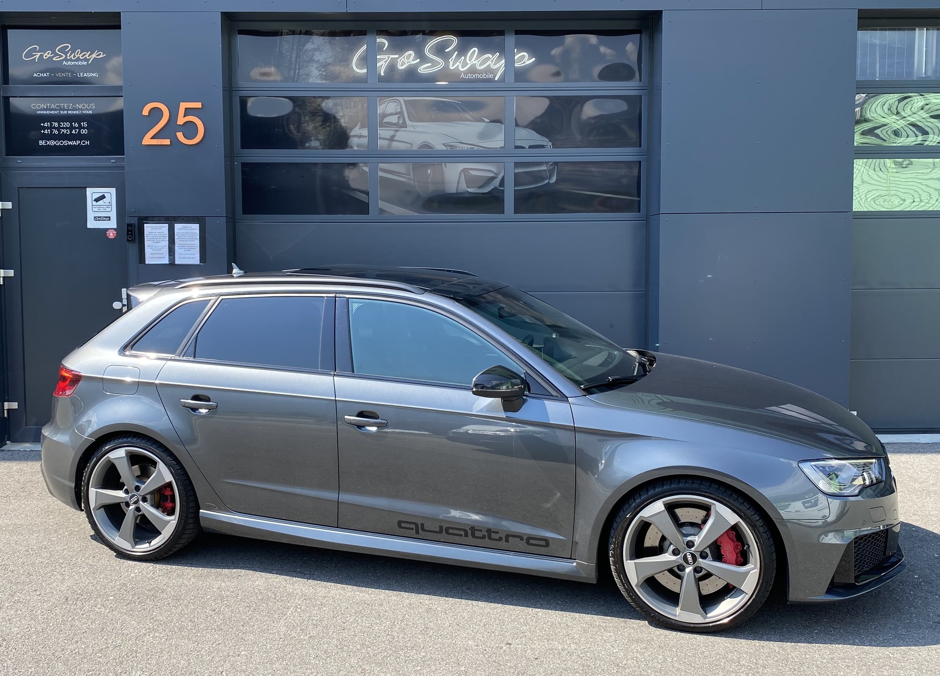 AUDI RS3 2.5 TSI quattro S-tronic-image-1