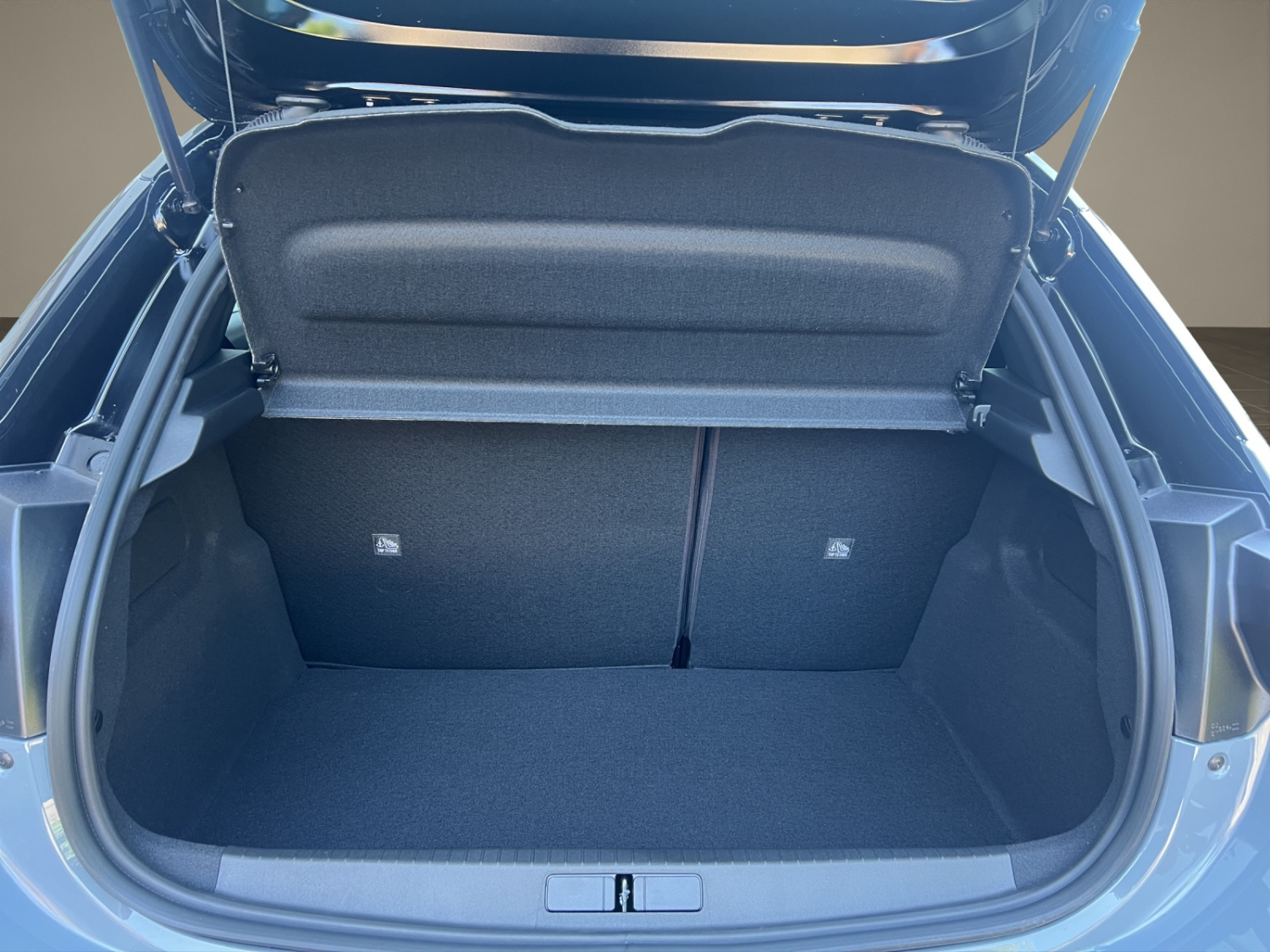 OPEL Corsa 1.2 T Hybrid Viva-image-21