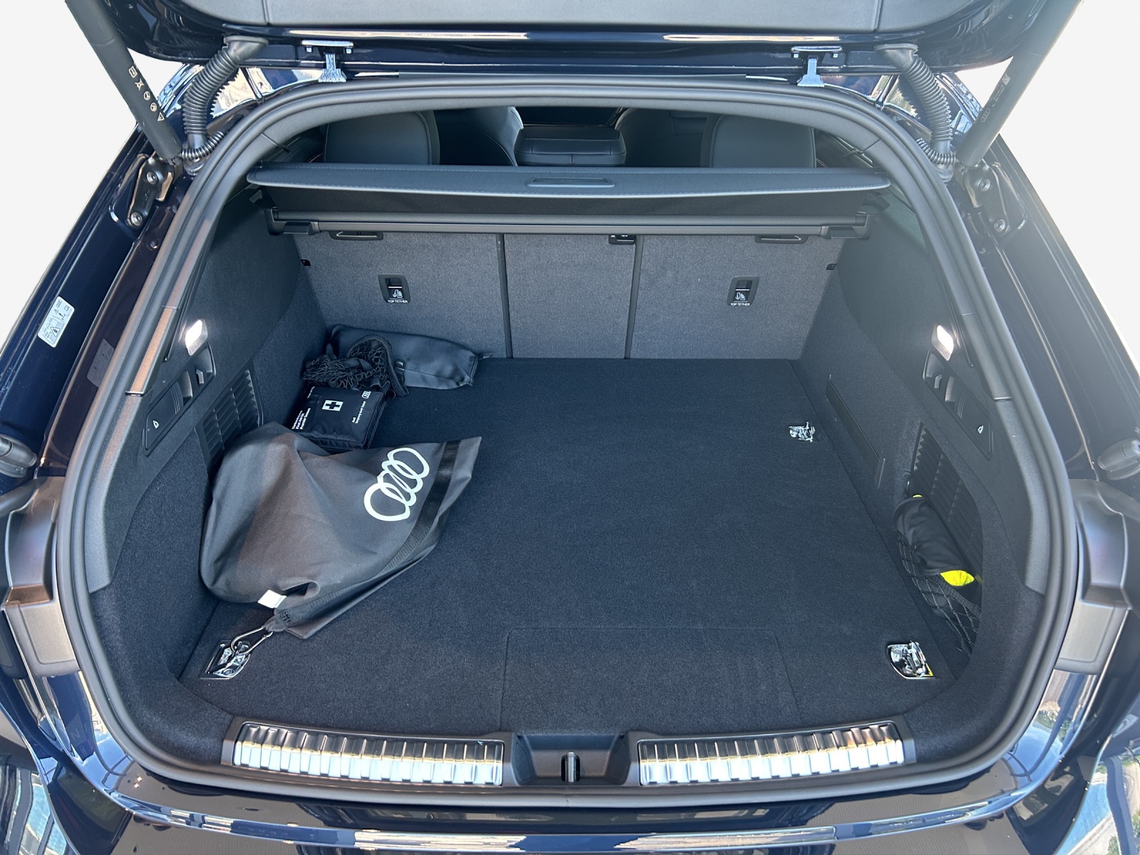 AUDI A5 Avant e-hybrid quattro 270 kW S tronic-image-9