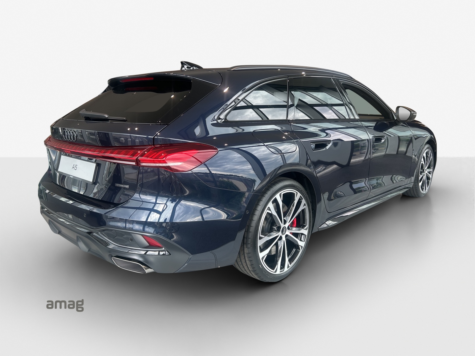 AUDI A5 Avant e-hybrid quattro 270 kW S tronic-image-4