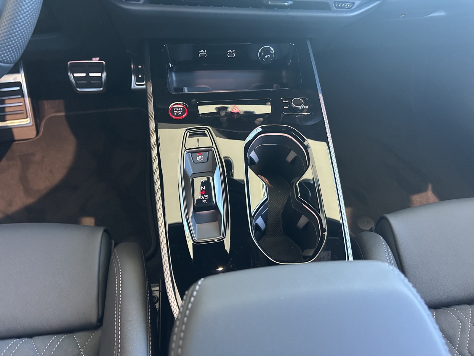 AUDI A5 Avant e-hybrid quattro 270 kW S tronic-image-10