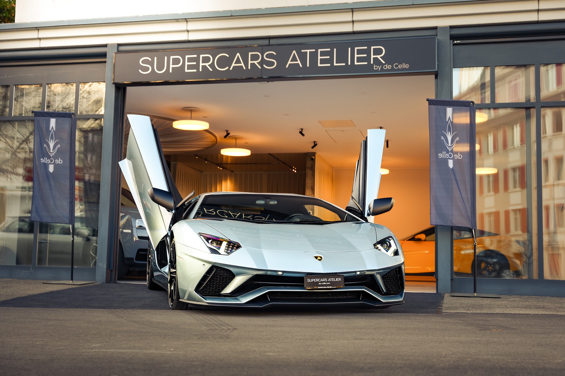 LAMBORGHINI Aventador S LP740-4 Coupé E-Gear-image-1