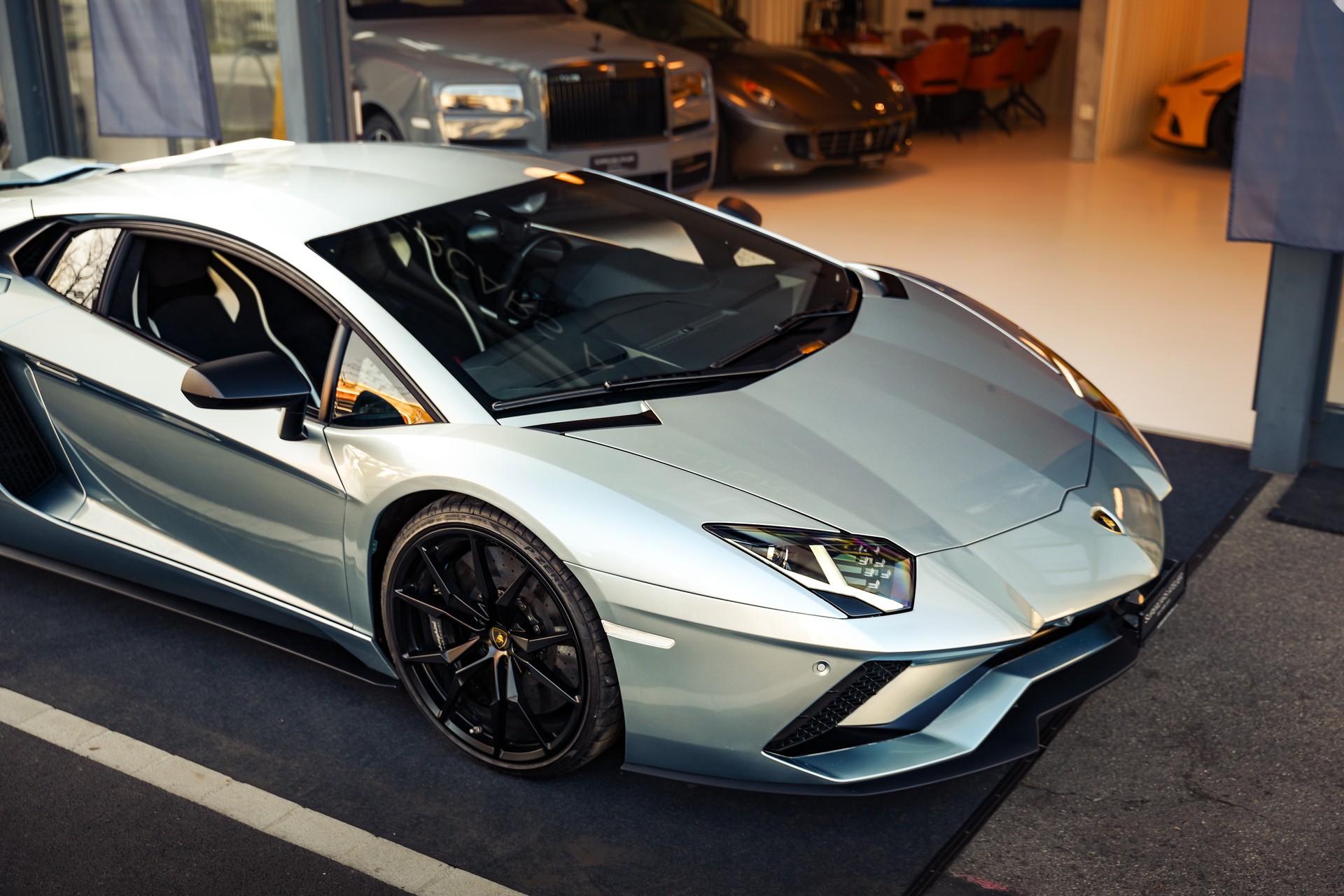 LAMBORGHINI Aventador S LP740-4 Coupé E-Gear-image-3