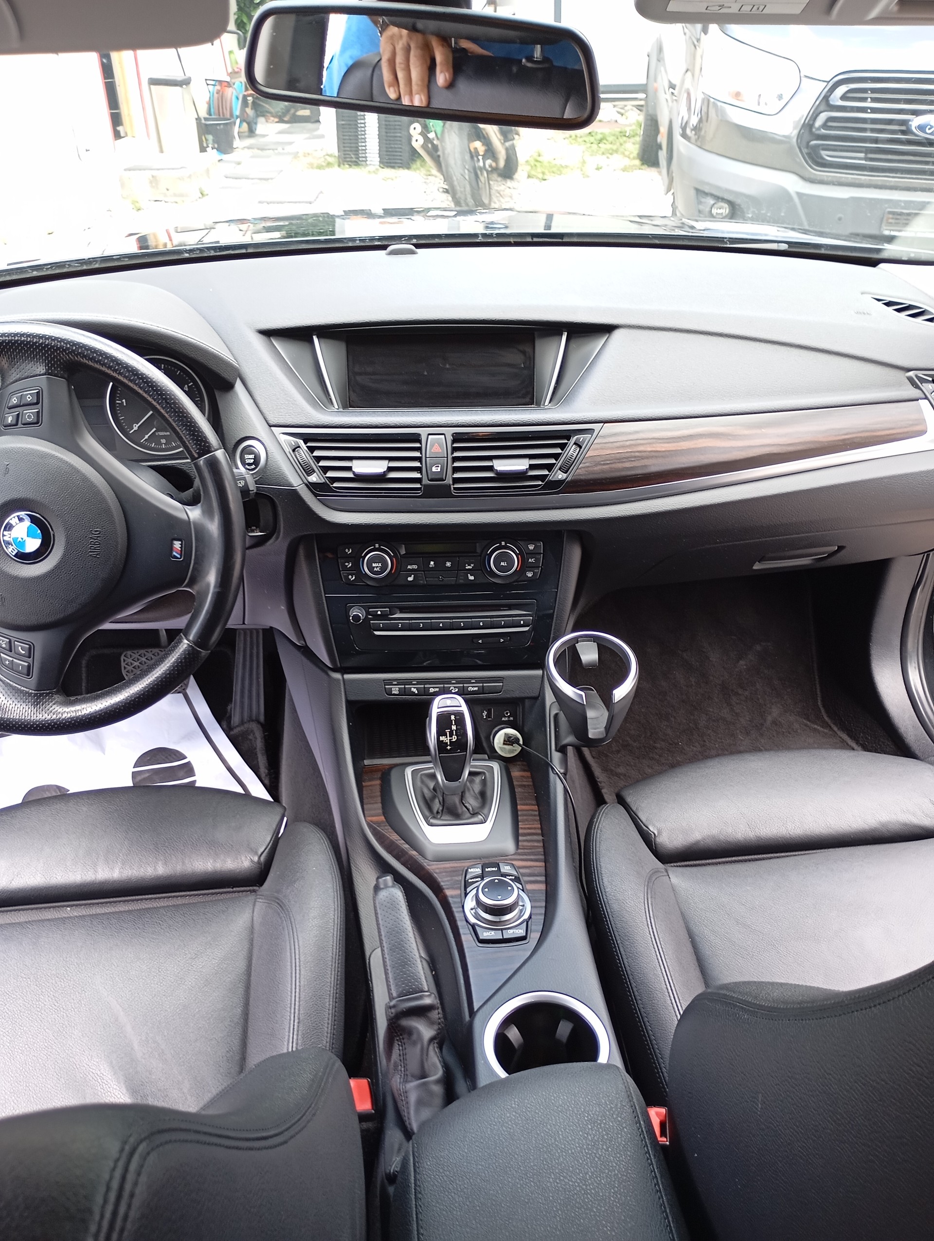 BMW X1 xDrive 20d Sport Line Steptronic-image-13