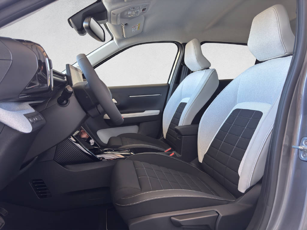 CITROEN C3 1.2 Hybrid Max-image-9