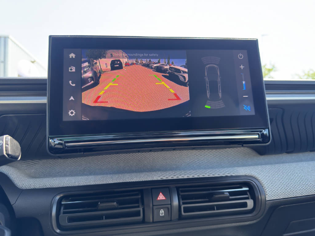 CITROEN C3 1.2 Hybrid Max-image-5