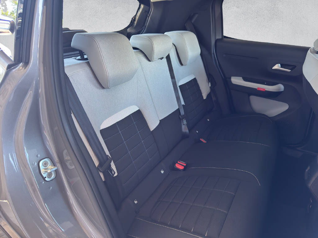 CITROEN C3 1.2 Hybrid Max-image-12